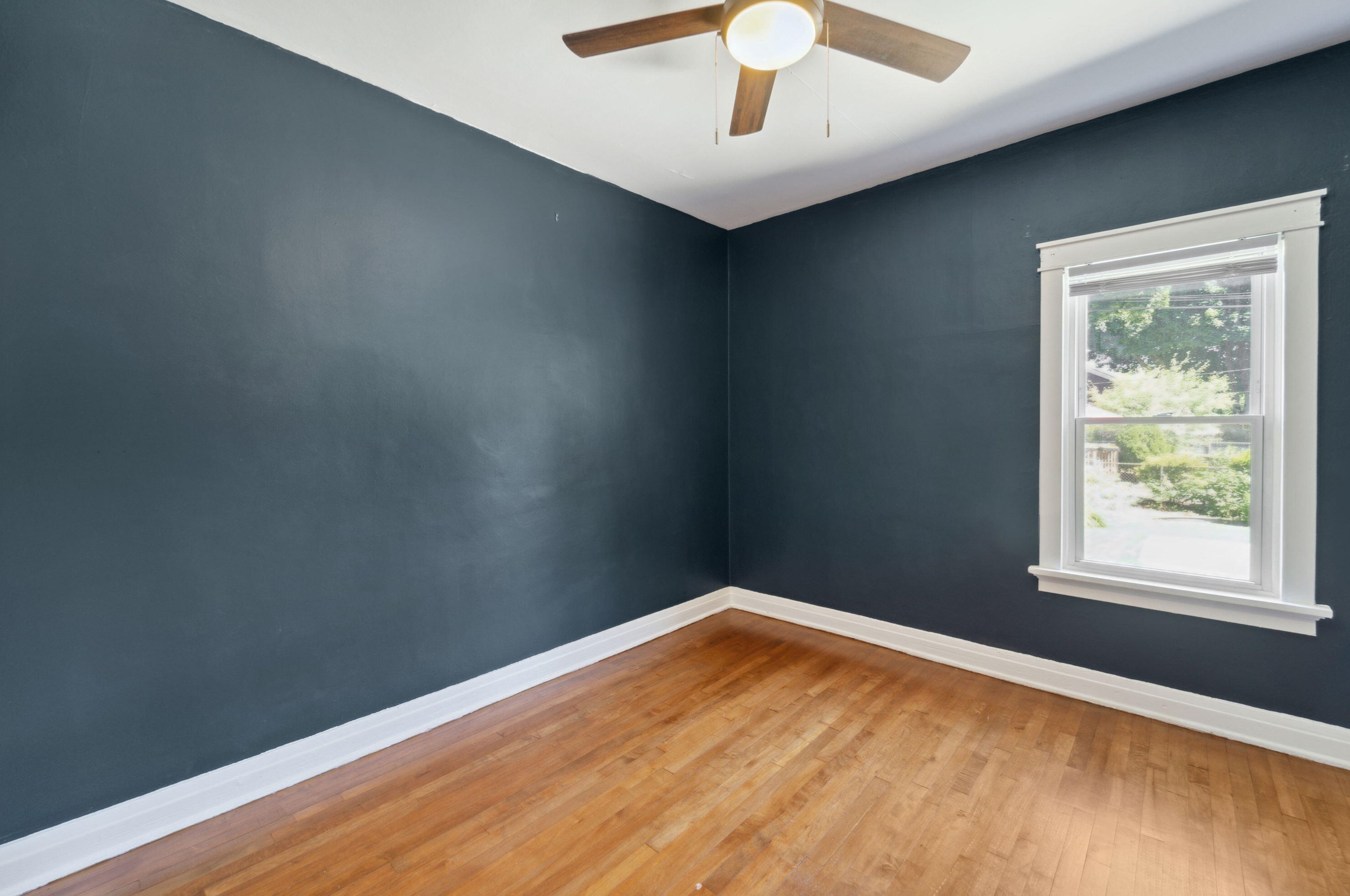 5422 Lloyd St, Milwaukee WI  53208-1001 exterior