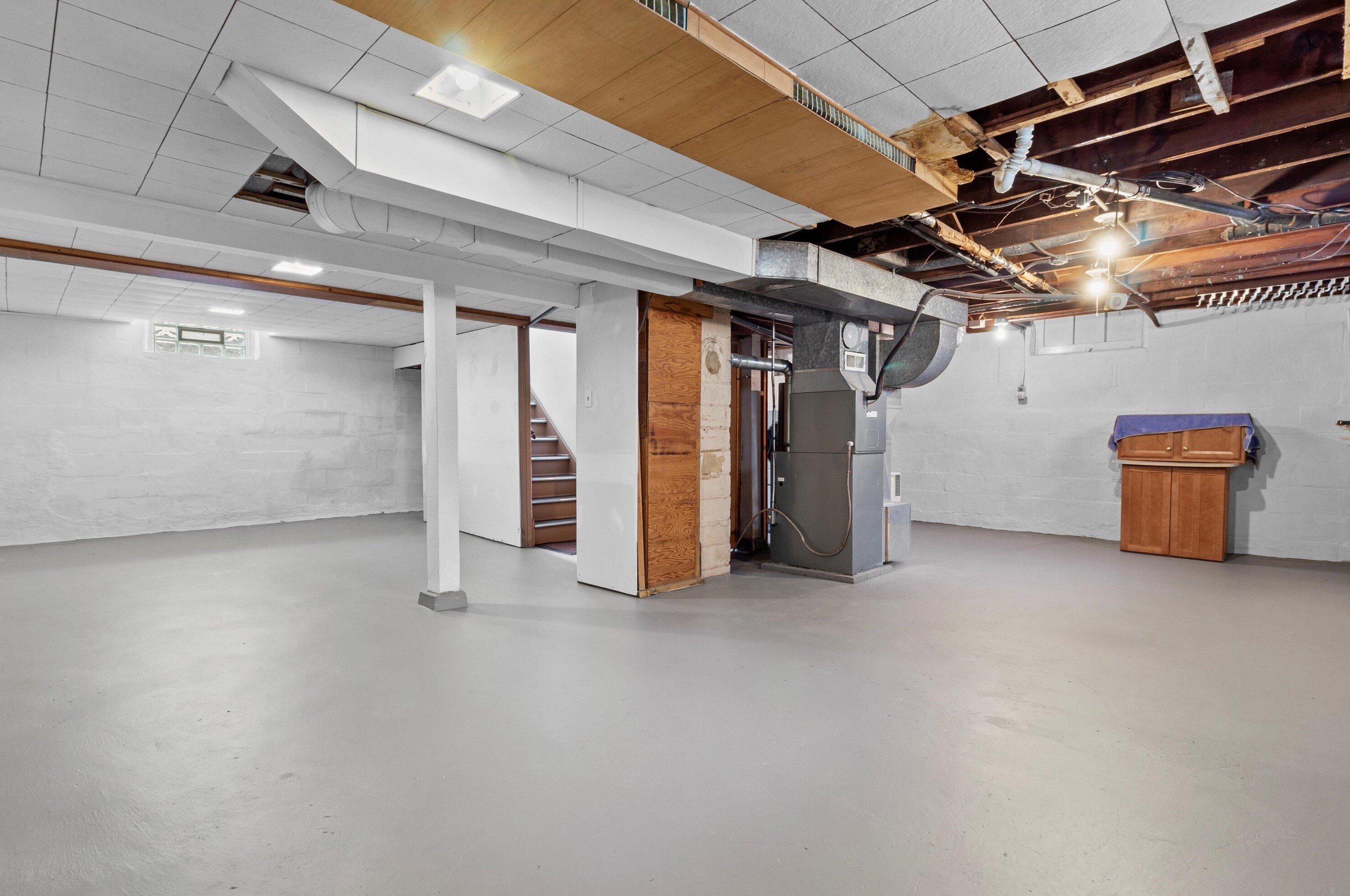 1205 93, Milwaukee WI 53214-2712 exterior