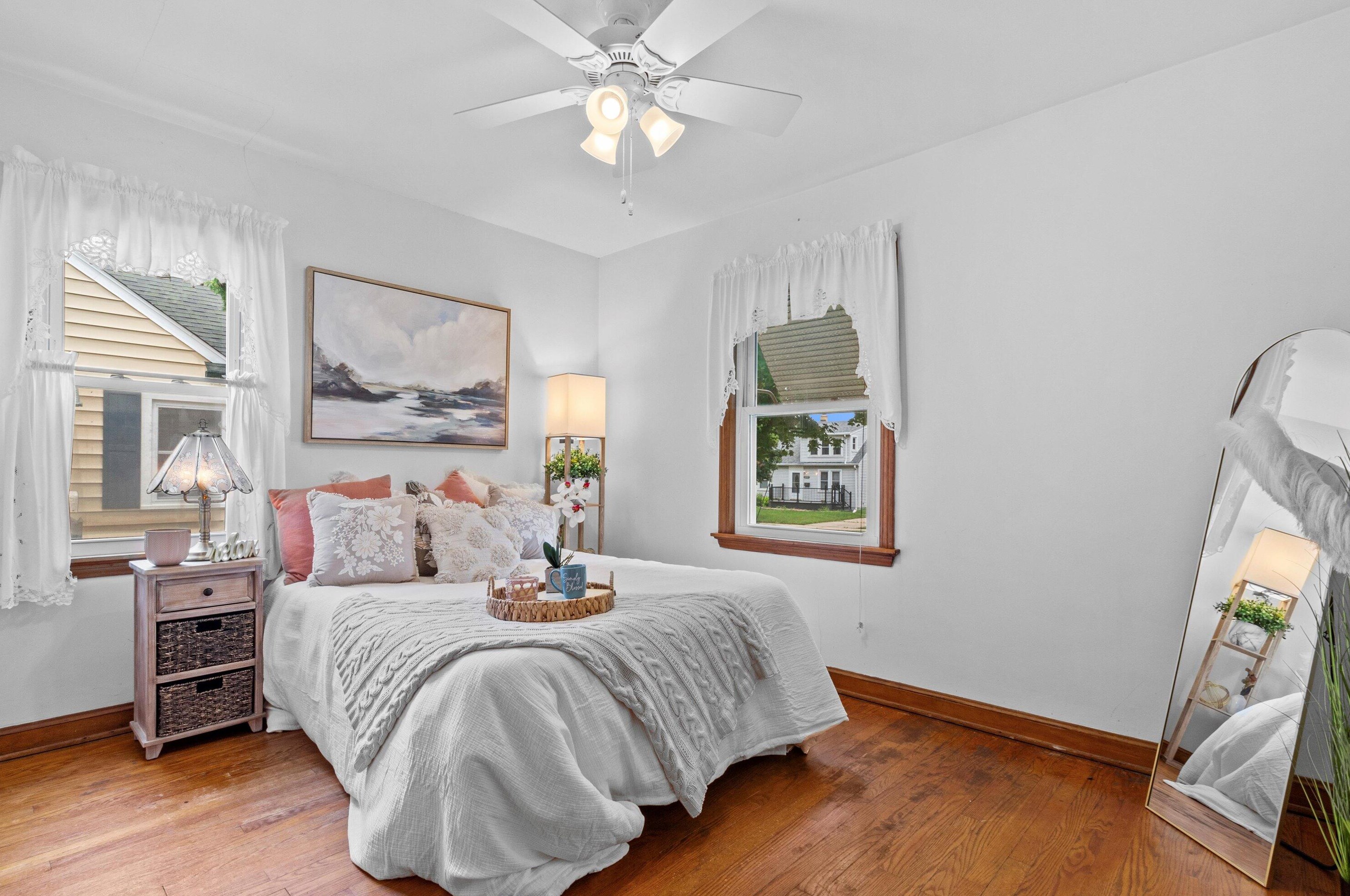 1205 93, Milwaukee WI 53214-2712 exterior