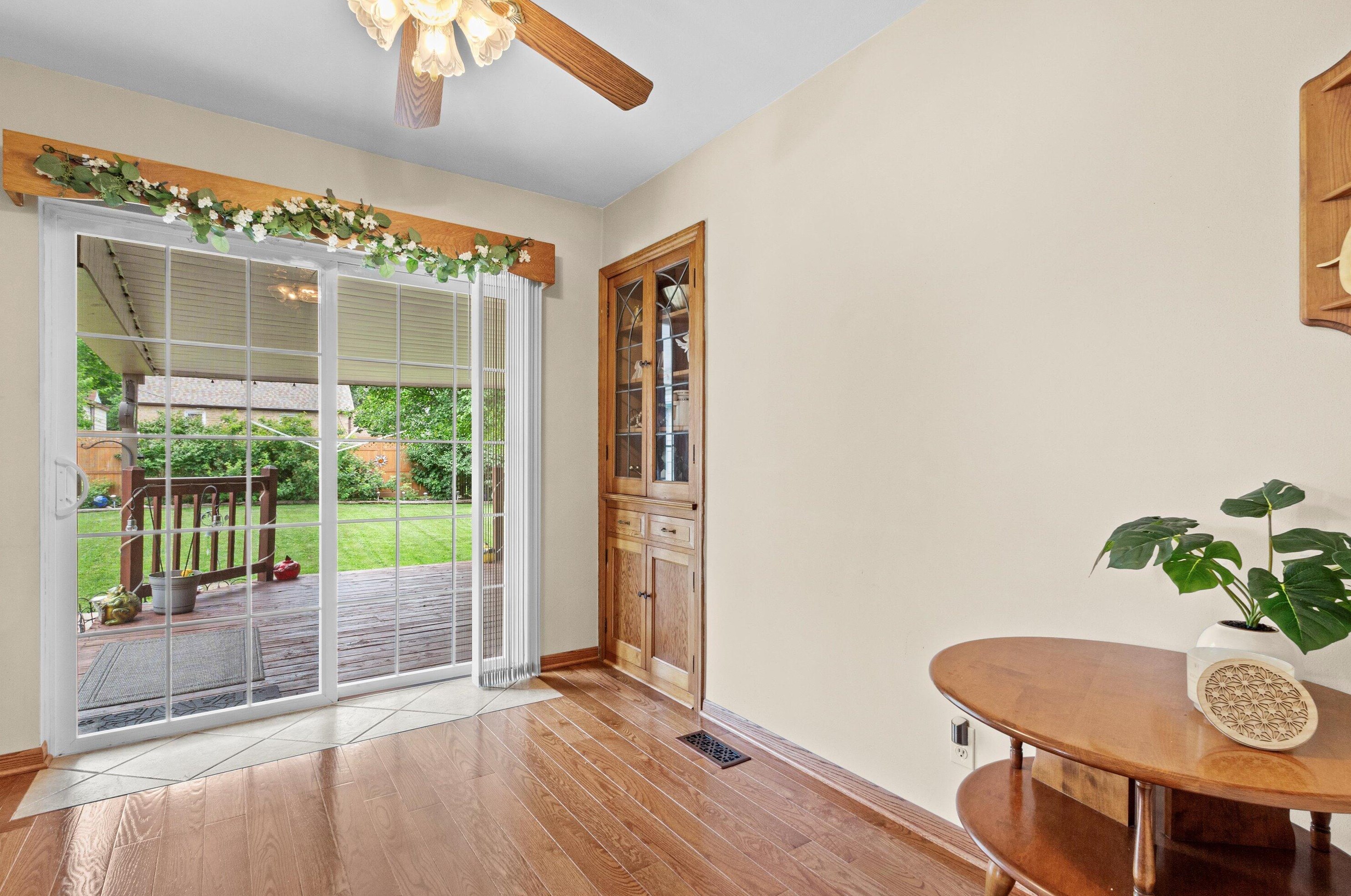 1205 93, Milwaukee WI 53214-2712 exterior