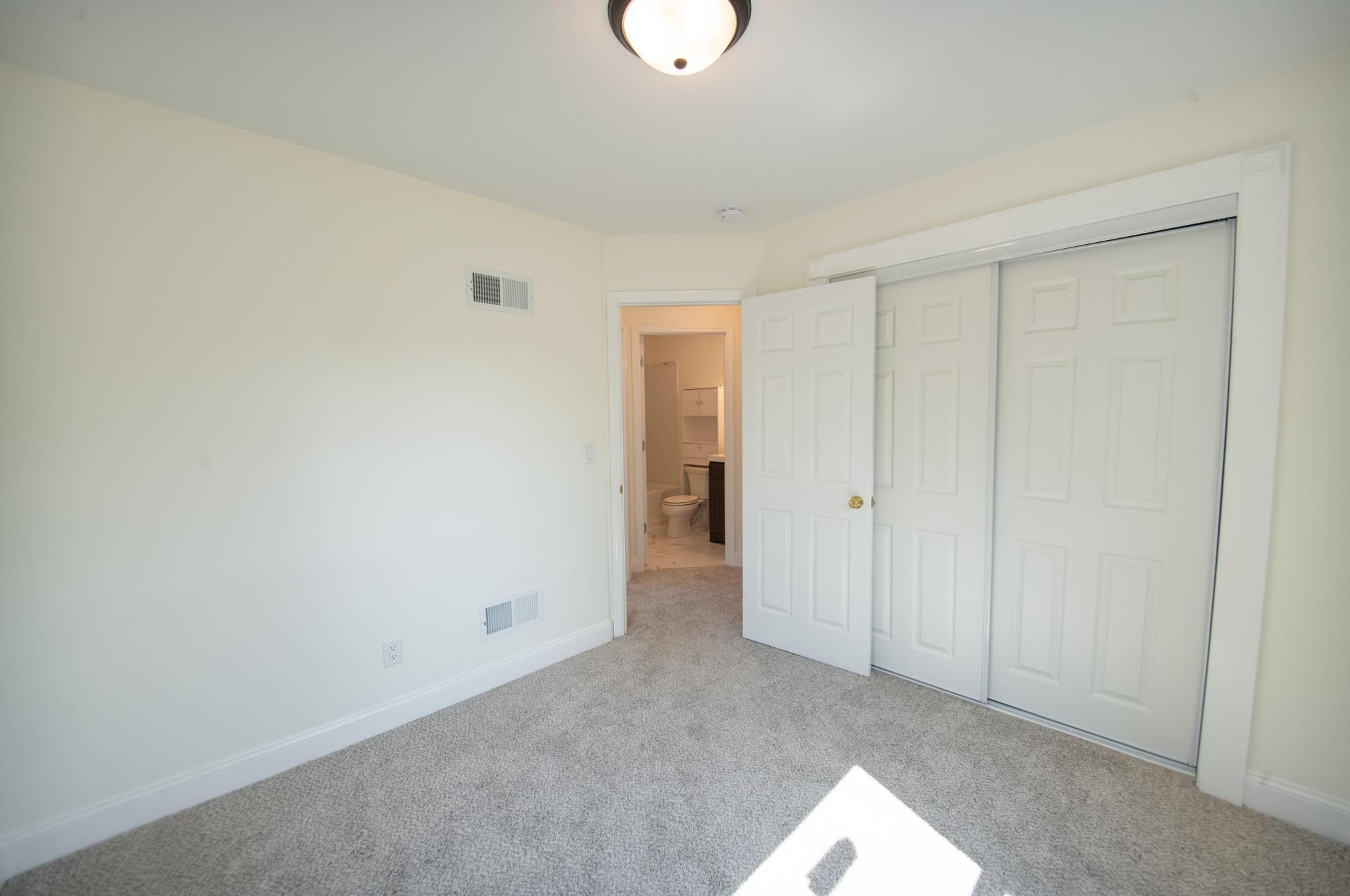 1516 69th St, Kenosha WI  53143-5347 exterior