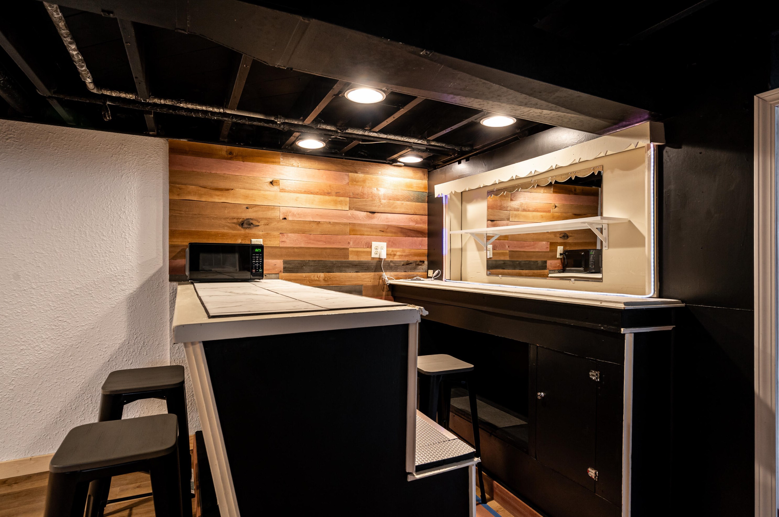 1934 Congress St, Milwaukee WI  53209-6410 exterior