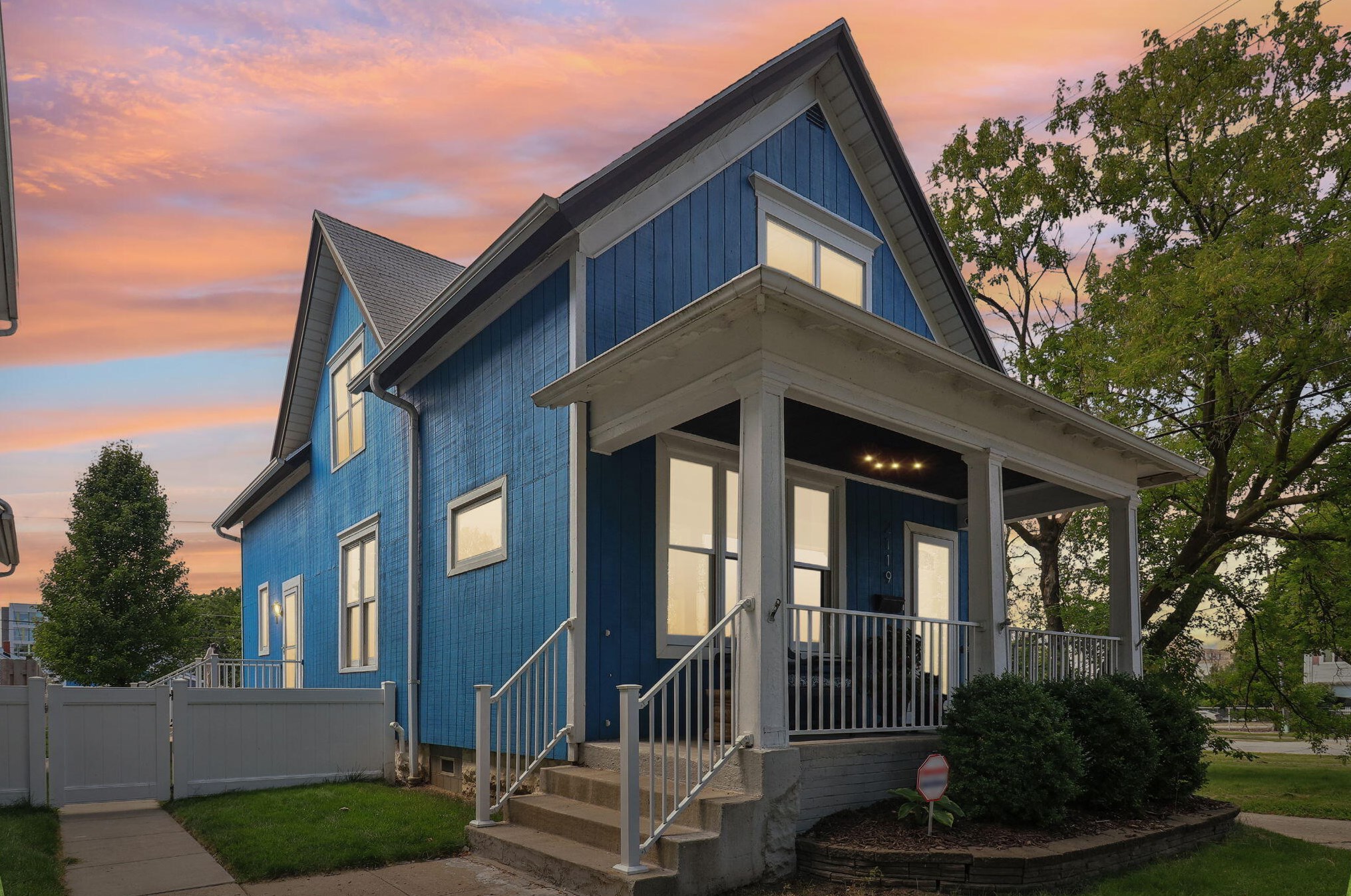 2119 Mound St, Milwaukee WI  53207-1331 exterior