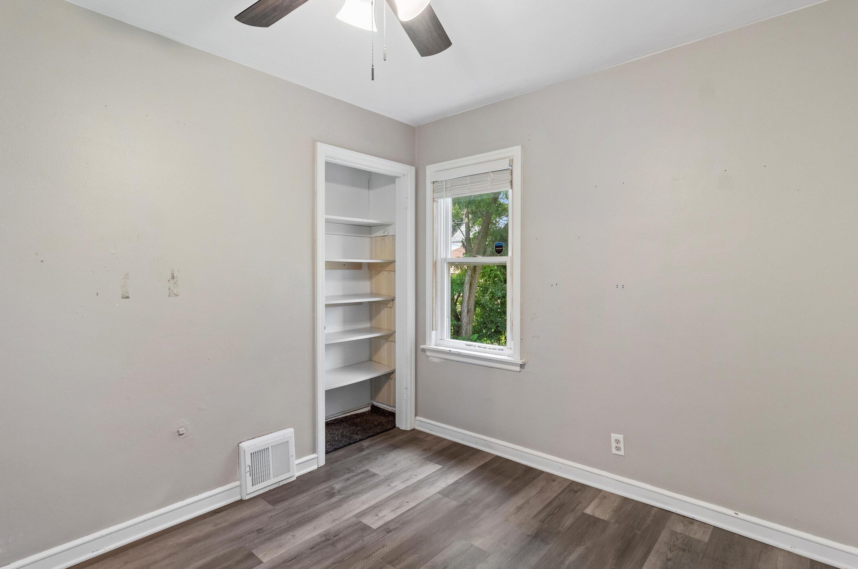 4216 Burleigh St, Milwaukee WI 53210-1761 exterior