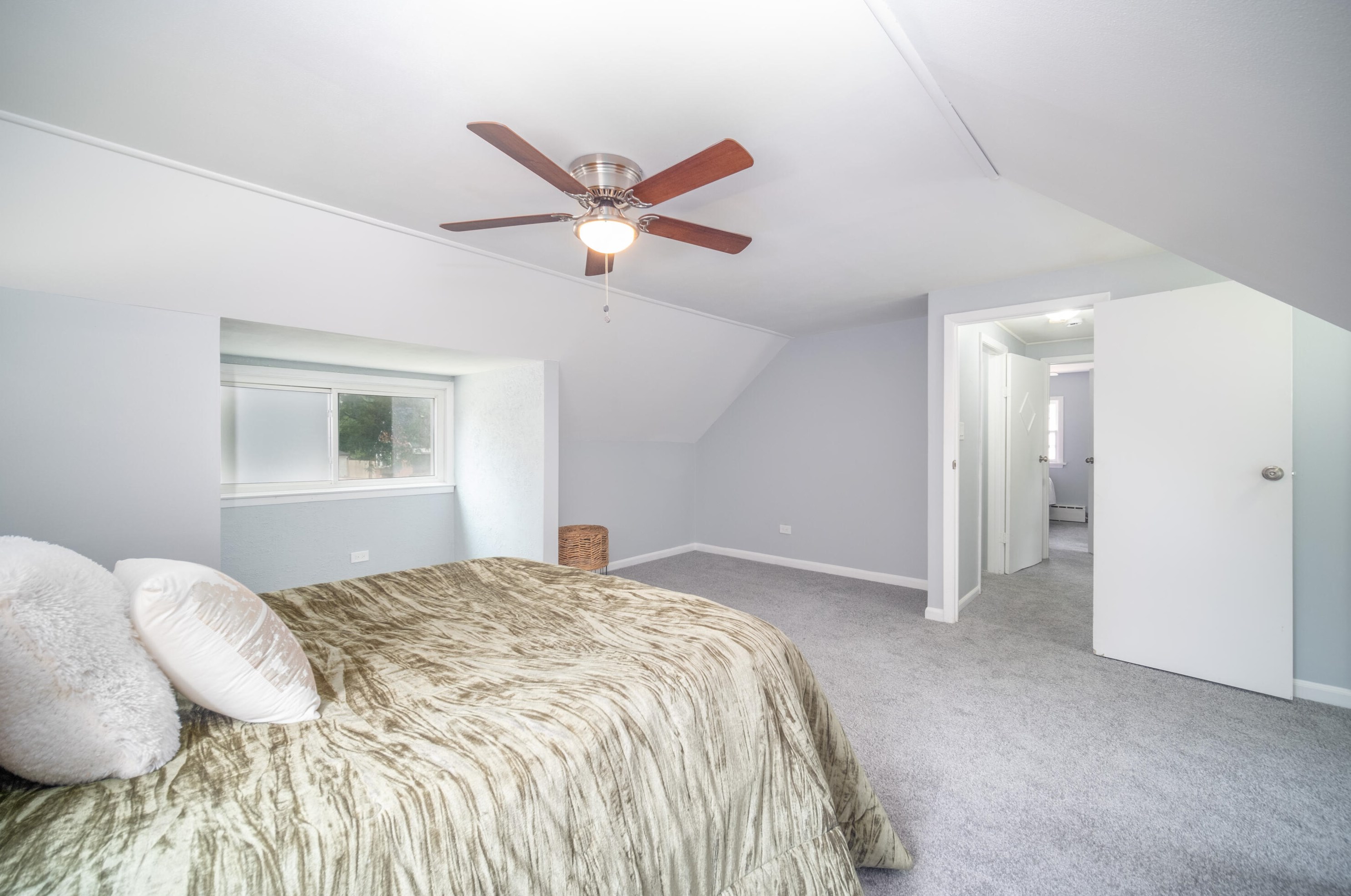 6544 56, Milwaukee WI 53223-5916 exterior