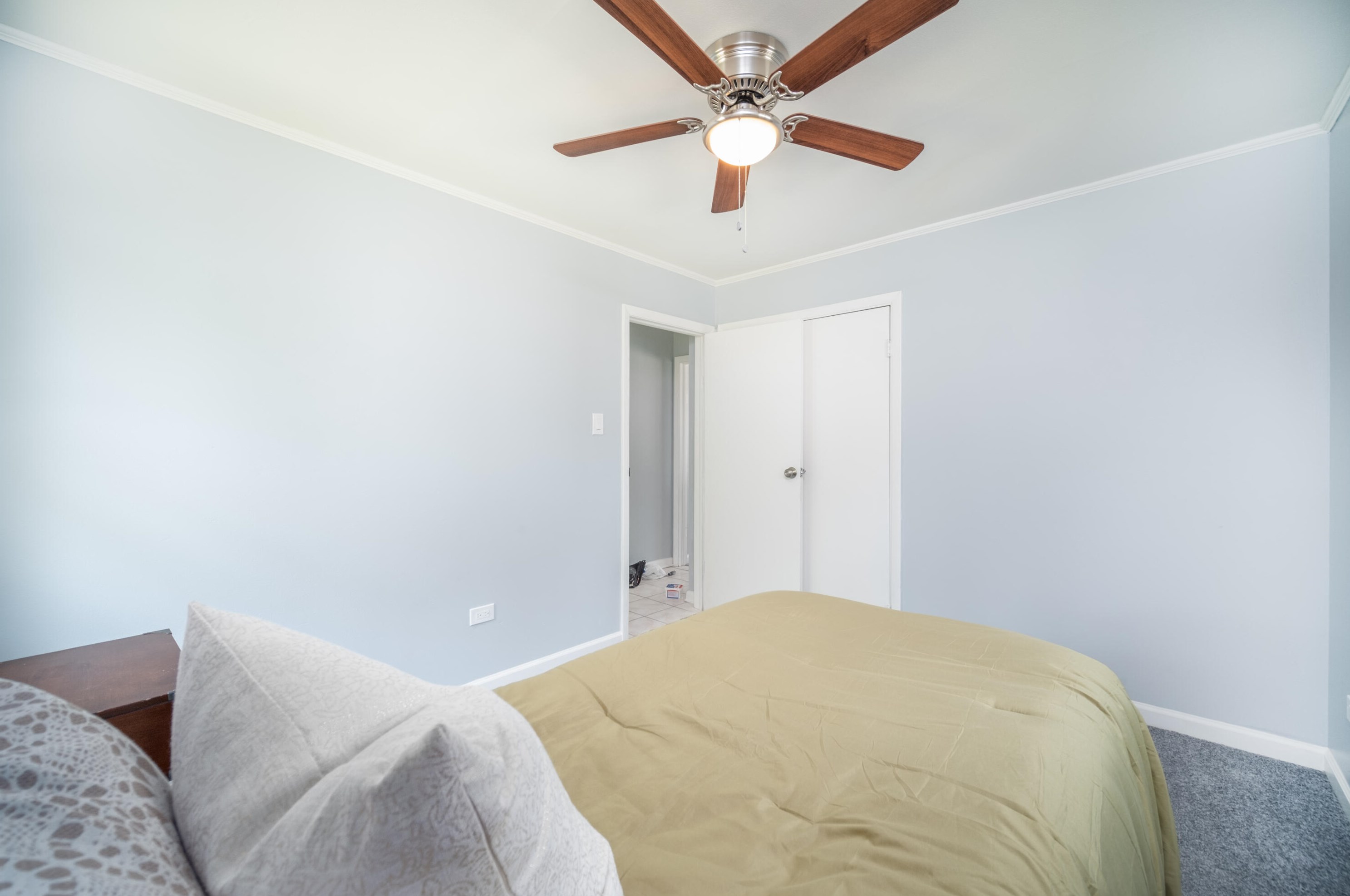 6544 56, Milwaukee WI 53223-5916 exterior