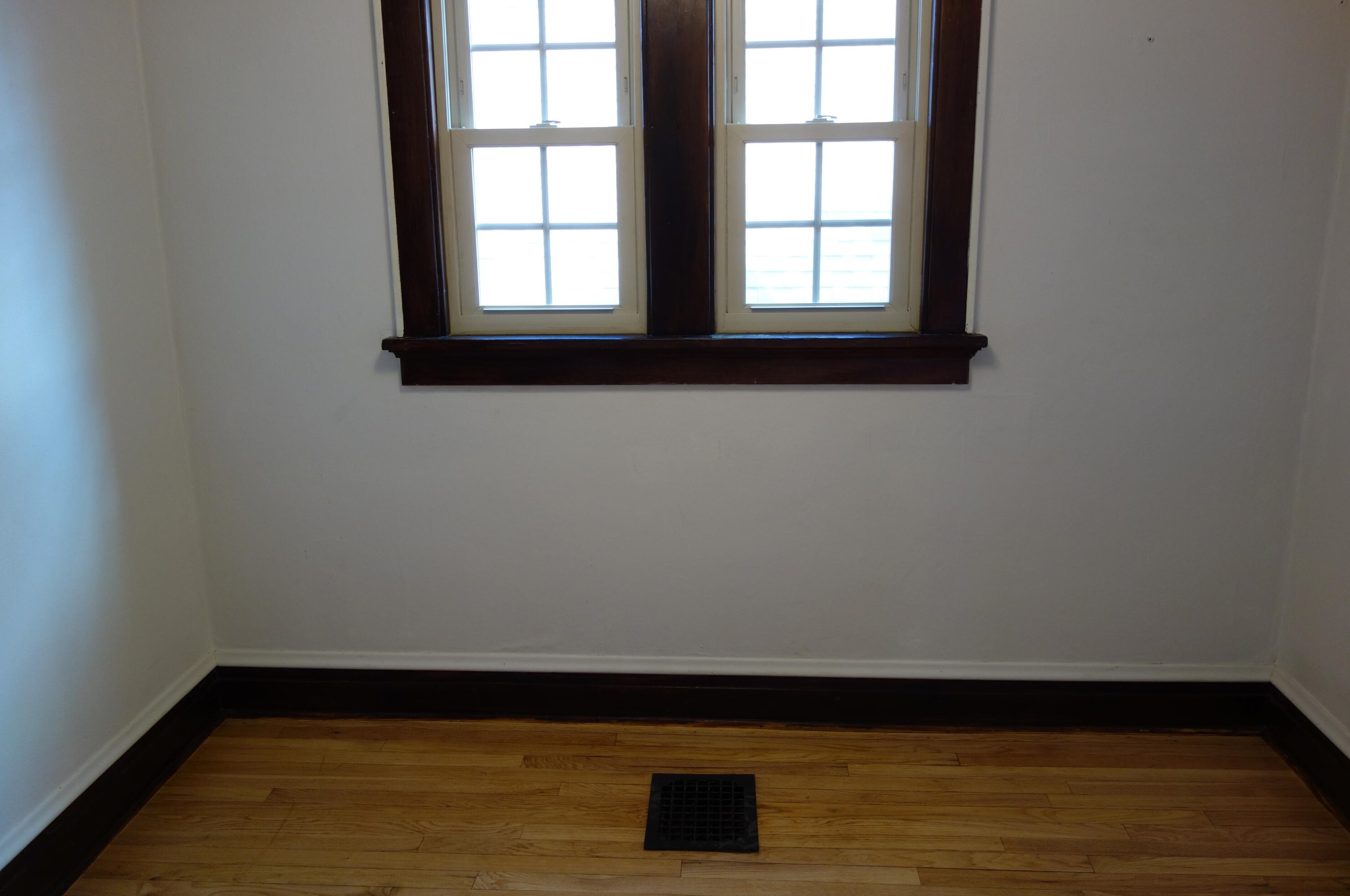 4213 1st St, Milwaukee WI  53212-1019 exterior