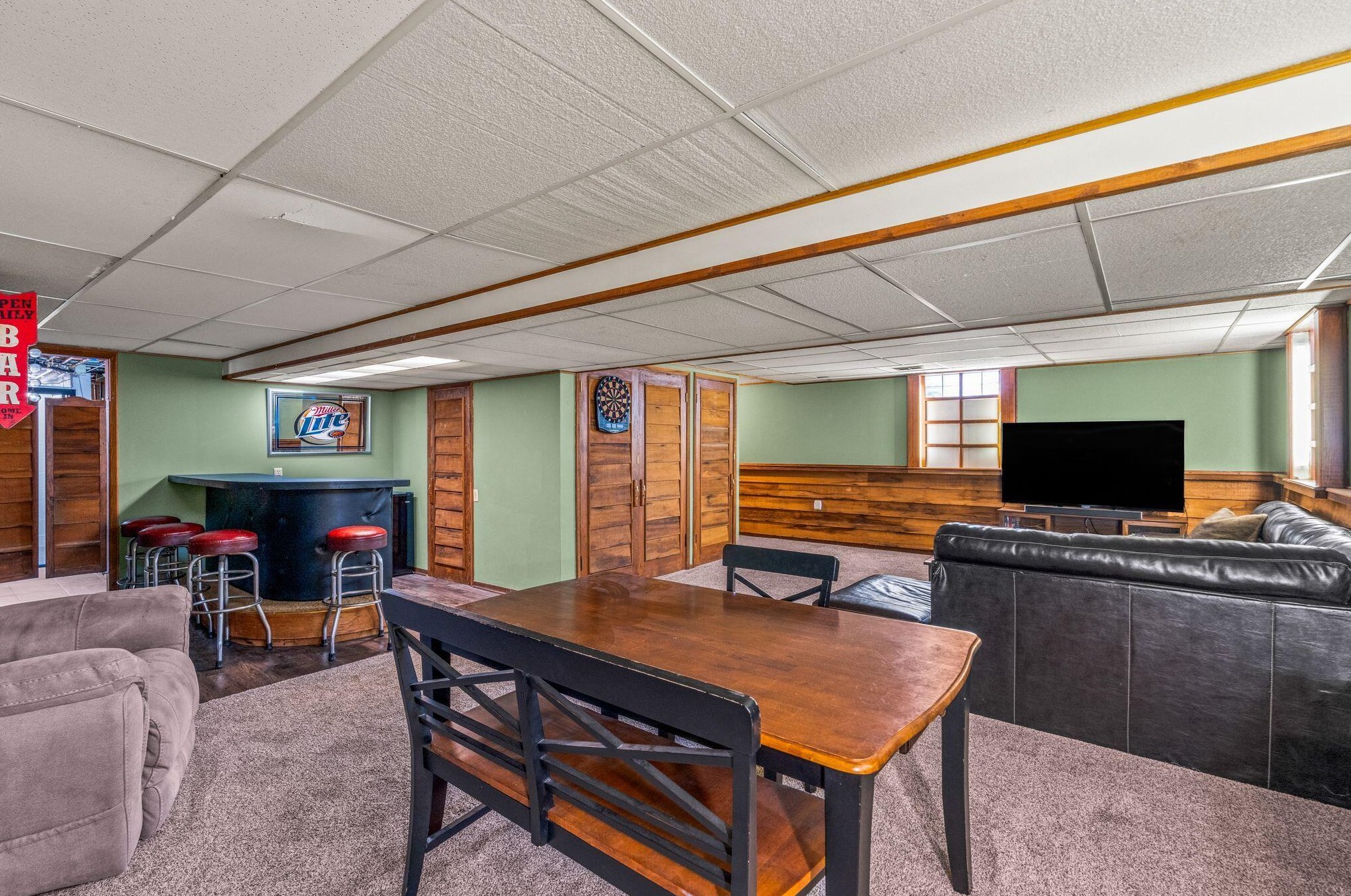 3652 88th St, Milwaukee WI  53228-1532 exterior