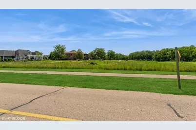 964  Geneva National Ave #33-07, Geneva, WI 53147 - Photo 9