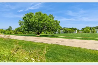 1750  Wales Ct #11-15, Geneva, WI 53147 - Photo 9