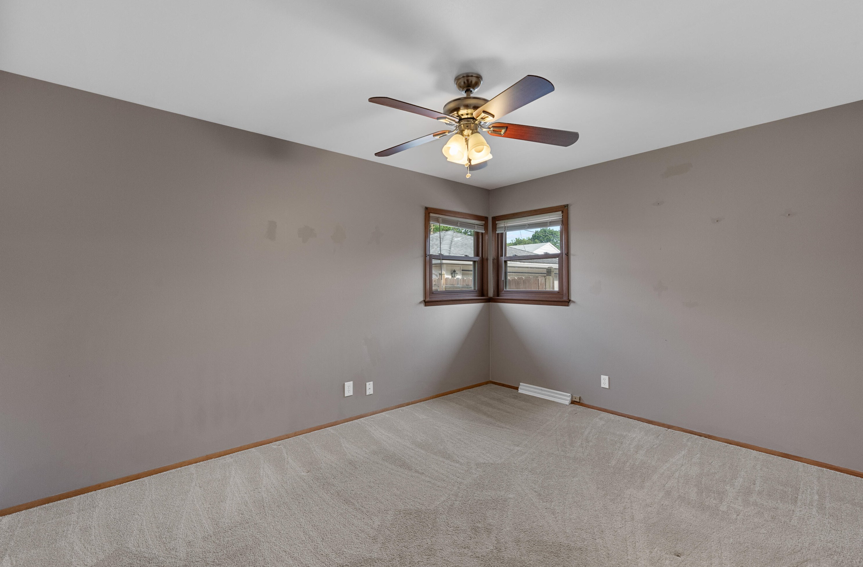 2551 93, Milwaukee WI 53226-1703 exterior