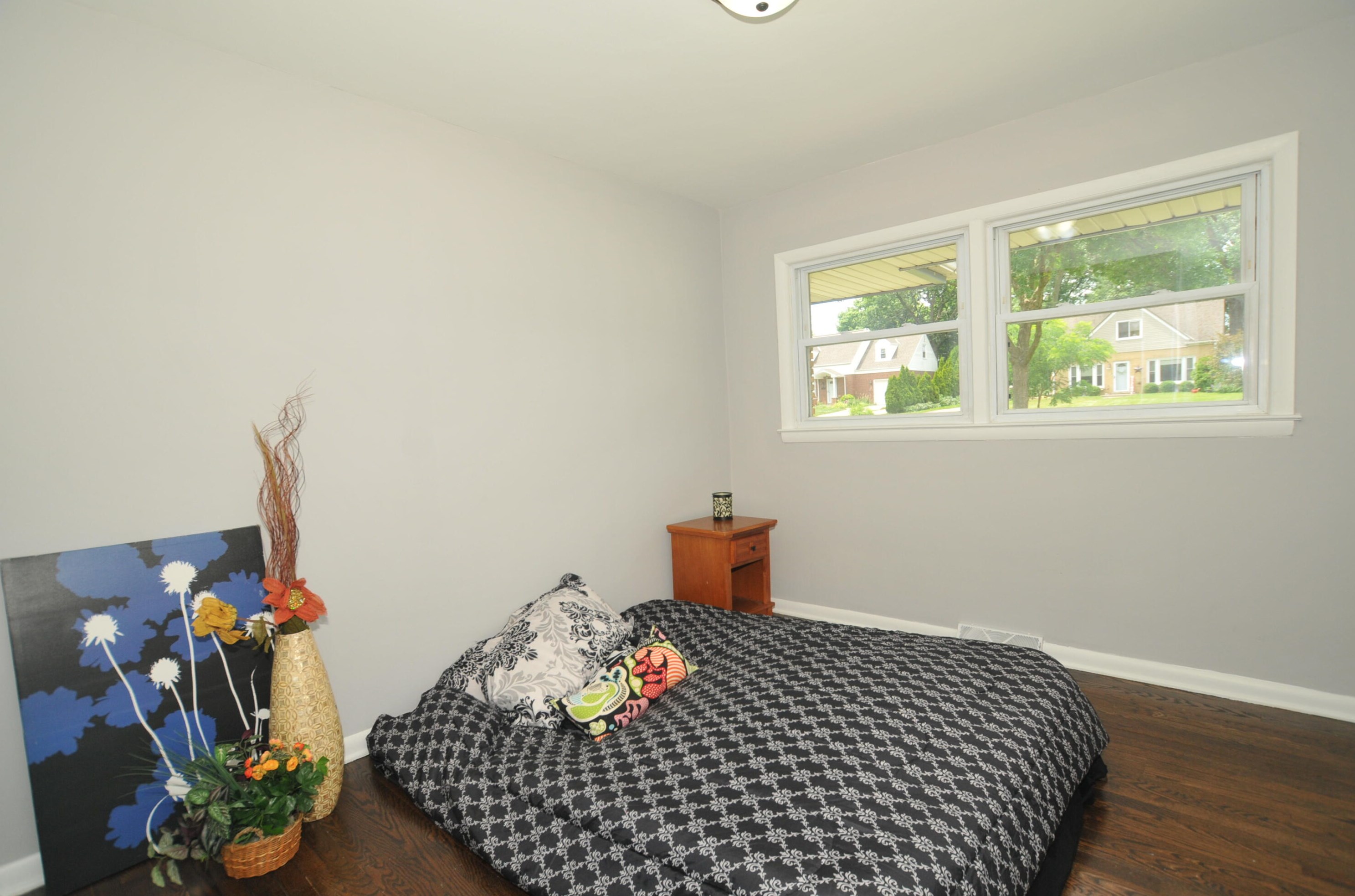 2448 111, Milwaukee WI 53226-4111 exterior