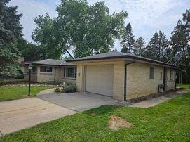 1122 Osborne Blvd, Racine WI  53405-1718 exterior