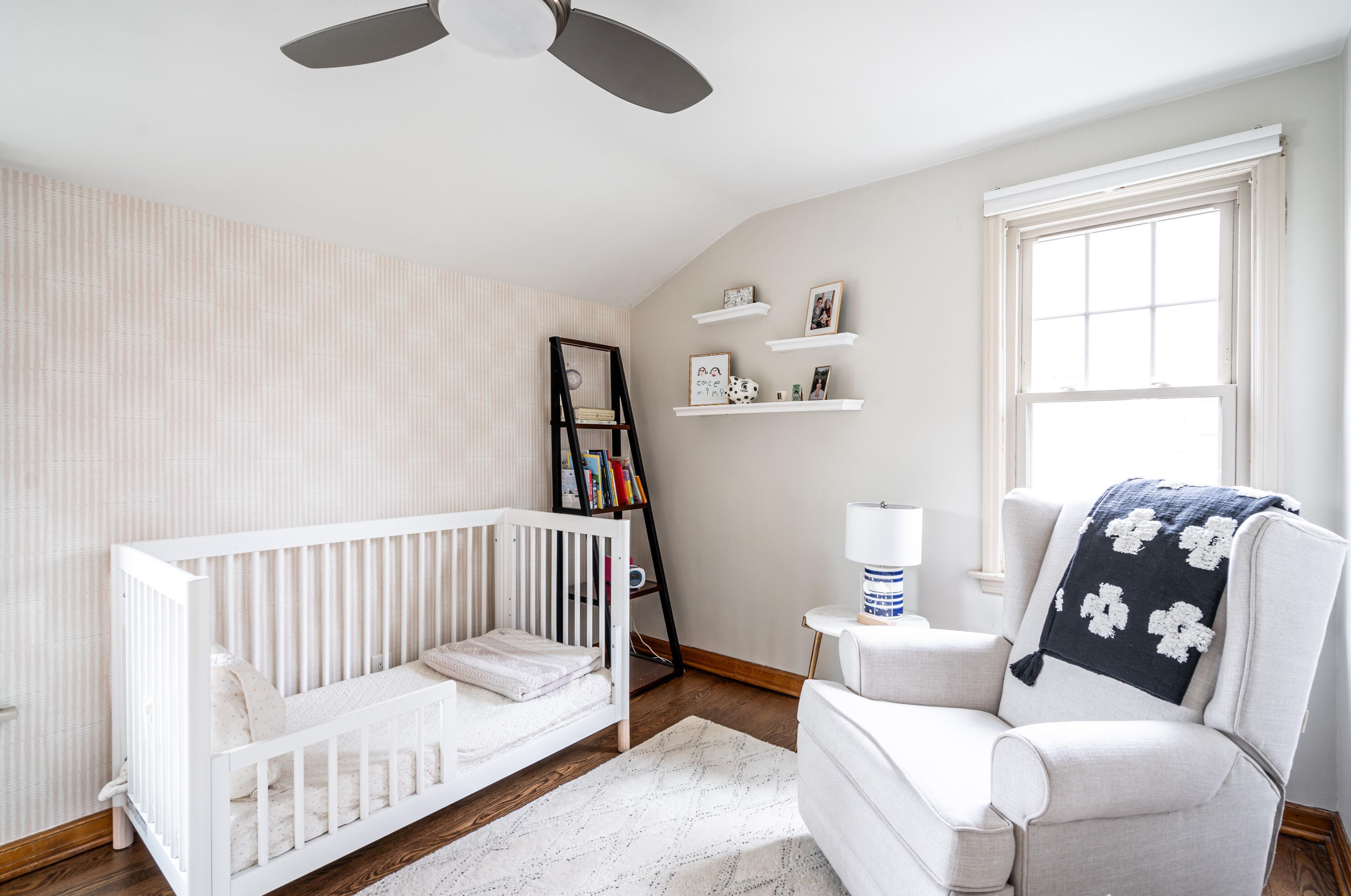 2438 89, Milwaukee WI 53226-1804 exterior