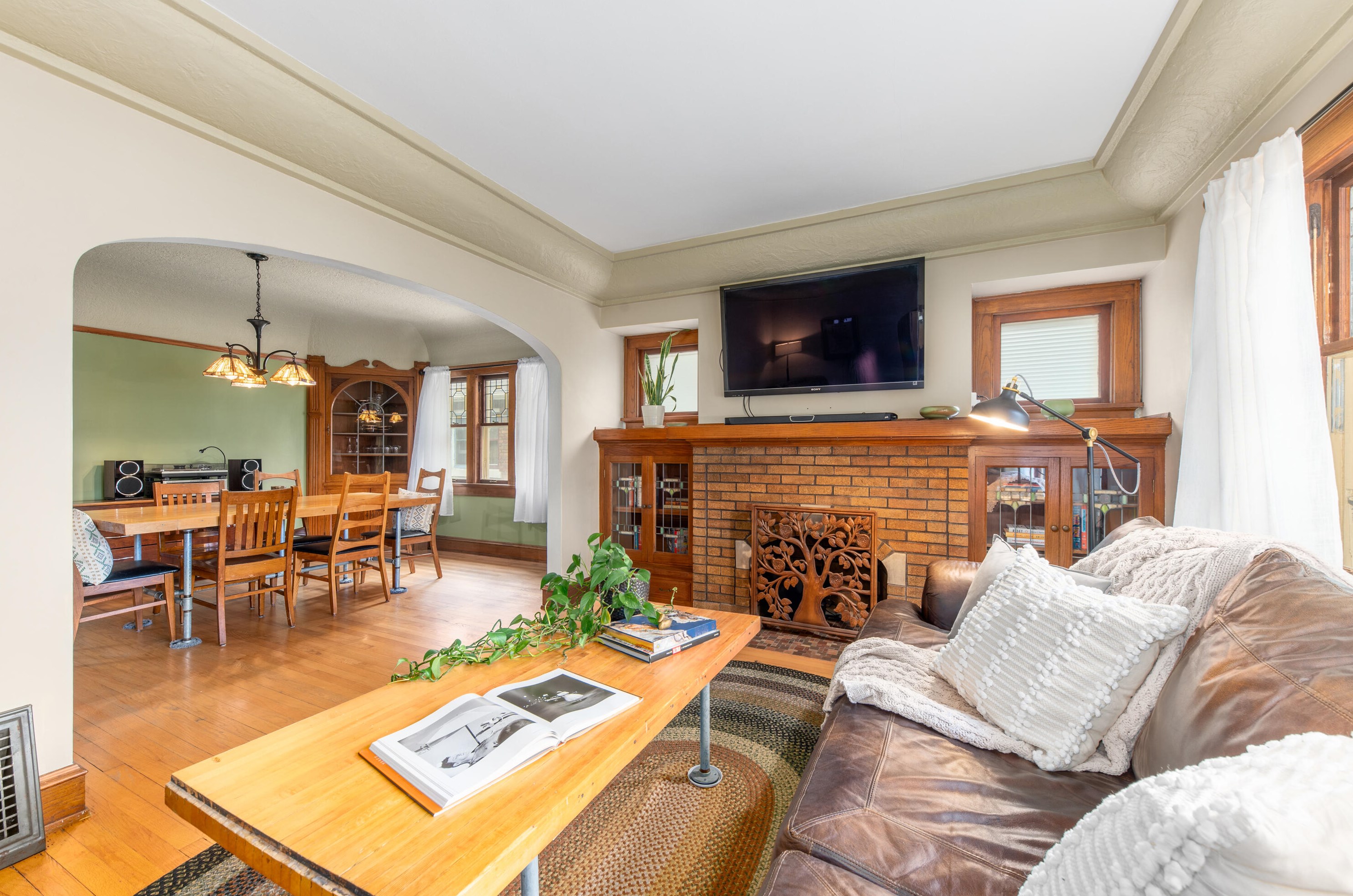 2461 60, Milwaukee WI 53219-2130 exterior