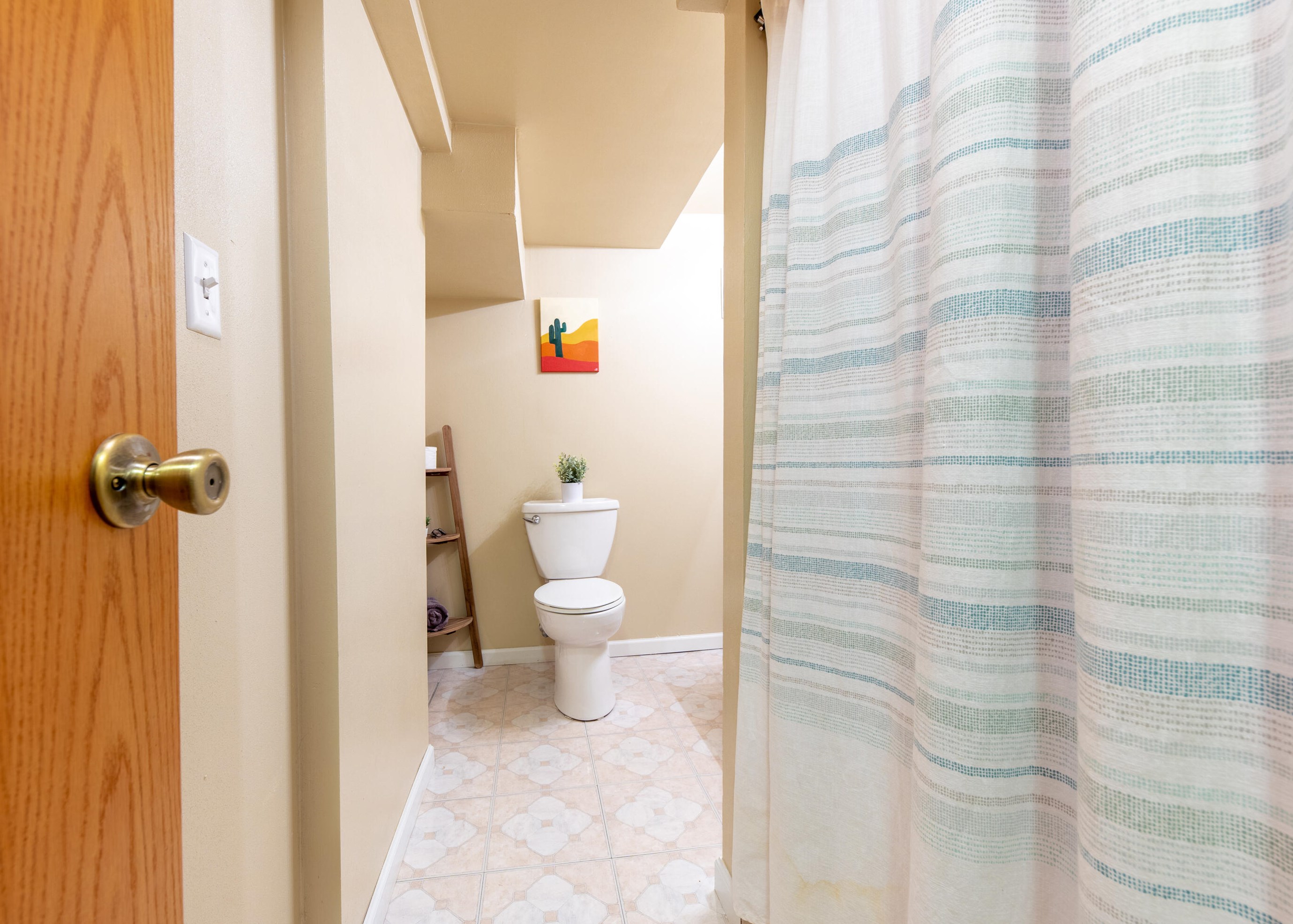 2461 60, Milwaukee WI 53219-2130 exterior