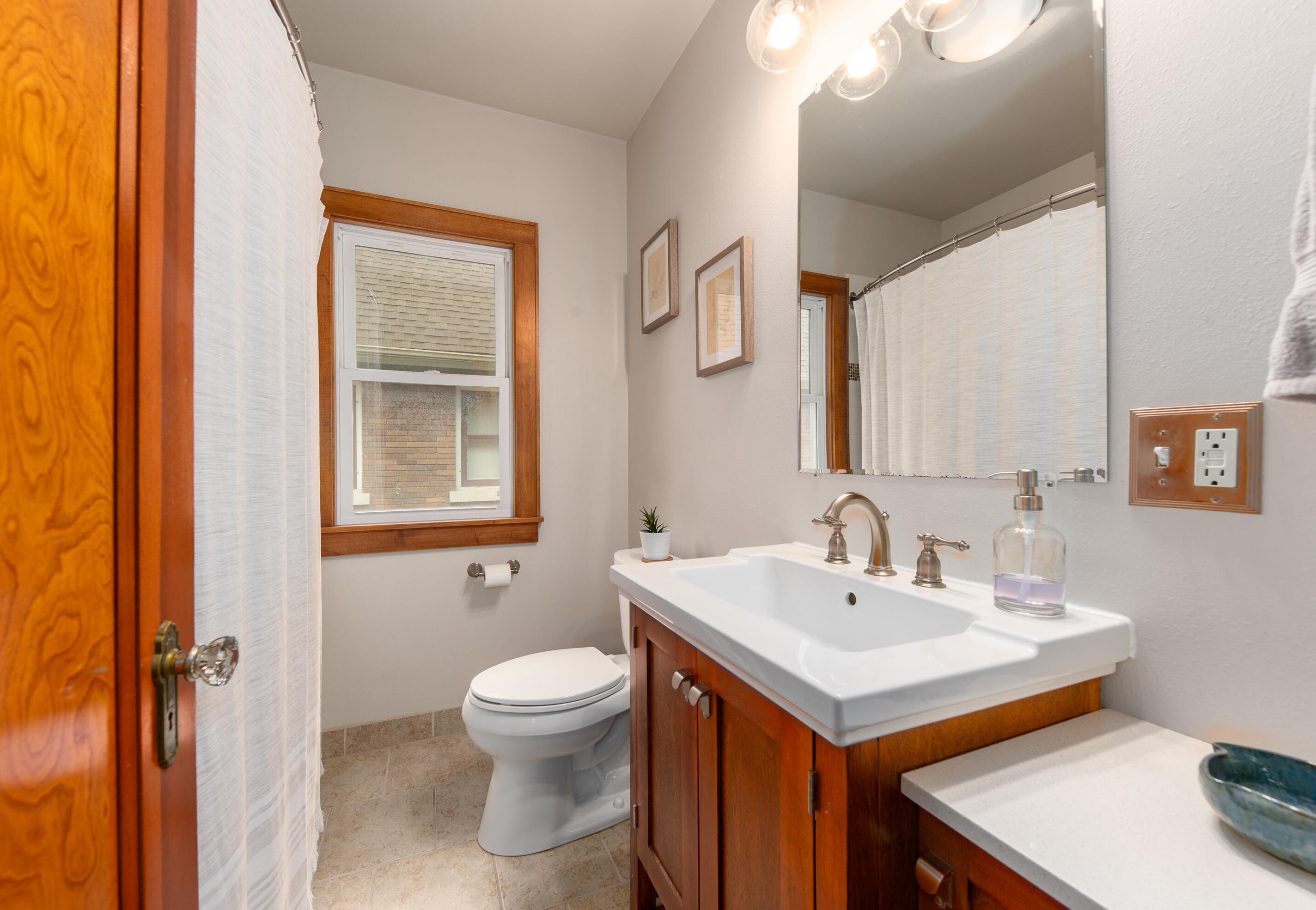 2461 60, Milwaukee WI 53219-2130 exterior