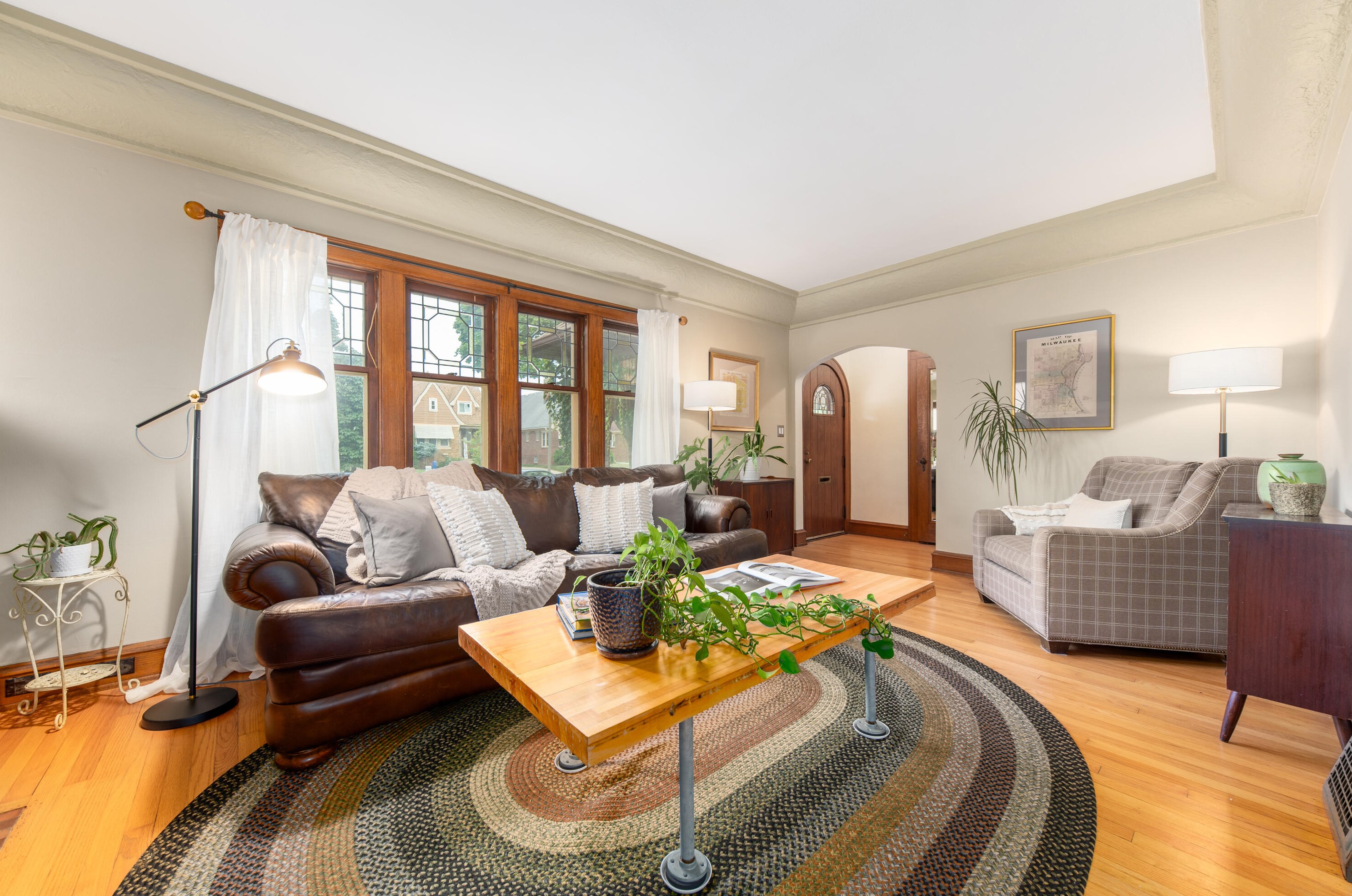 2461 60, Milwaukee WI 53219-2130 exterior