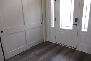 518 Woodside Ct, West Bend, WI 53095 - Photo 13