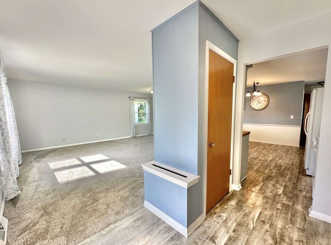 709 Madison Dr, Delavan WI  53115-2309 exterior