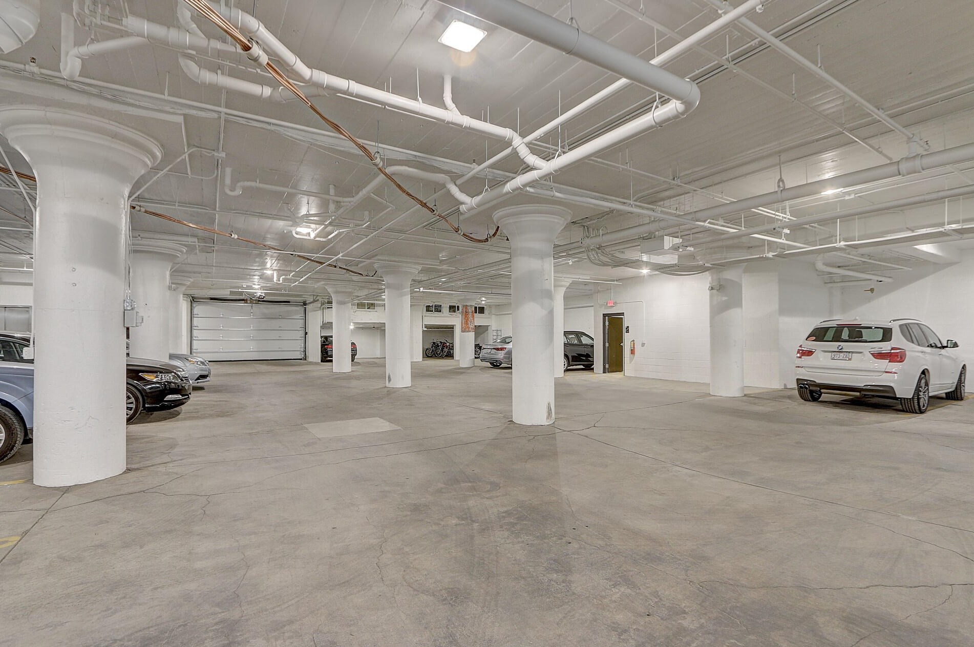226 Water St, Milwaukee WI  53202-5721 exterior