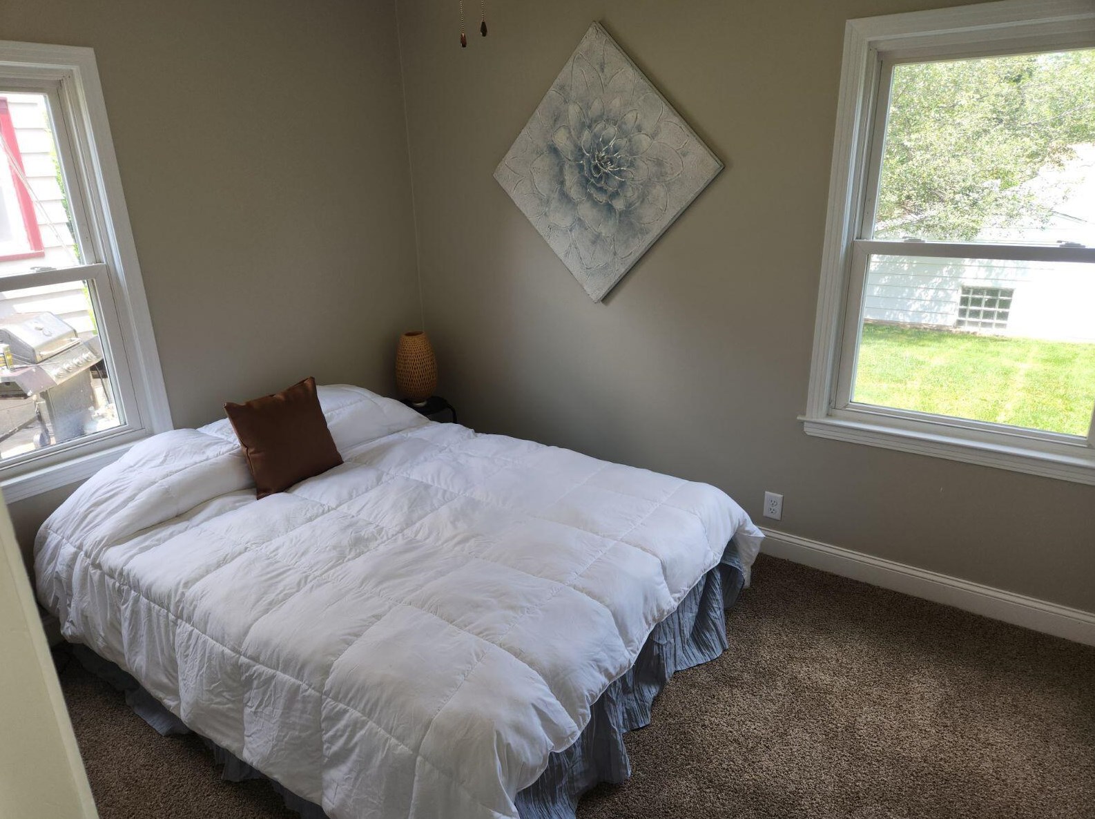 8144 Lisbon Ave, Milwaukee WI 53222-3827 exterior