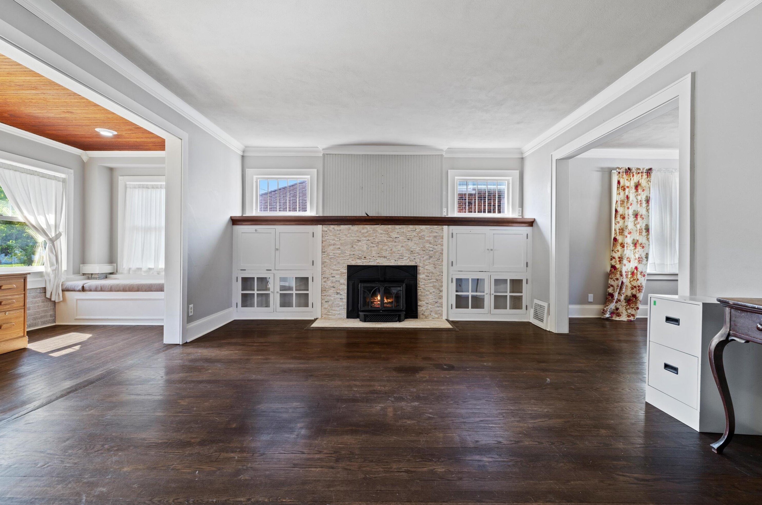 7016 27th Ave, Kenosha WI  53143-5216 exterior