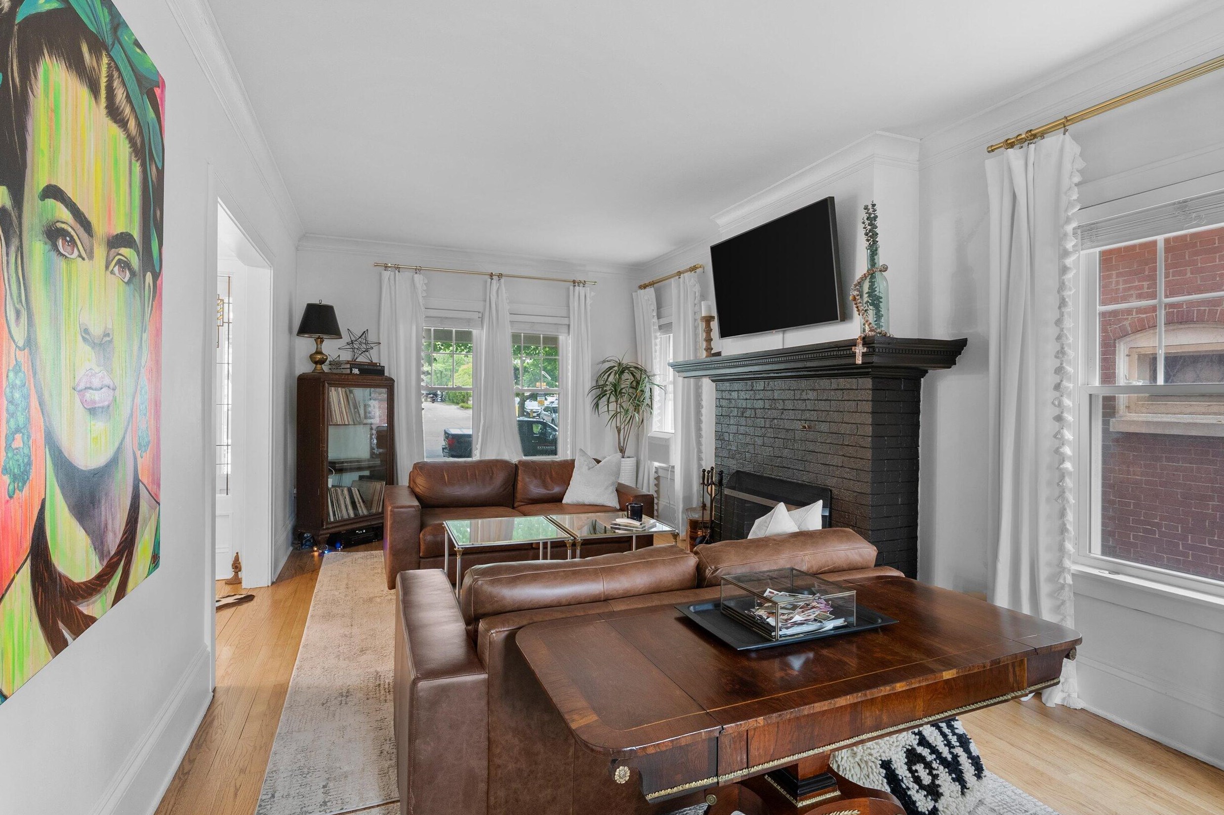 3059 Prospect Ave, Milwaukee WI  53211-3348 exterior