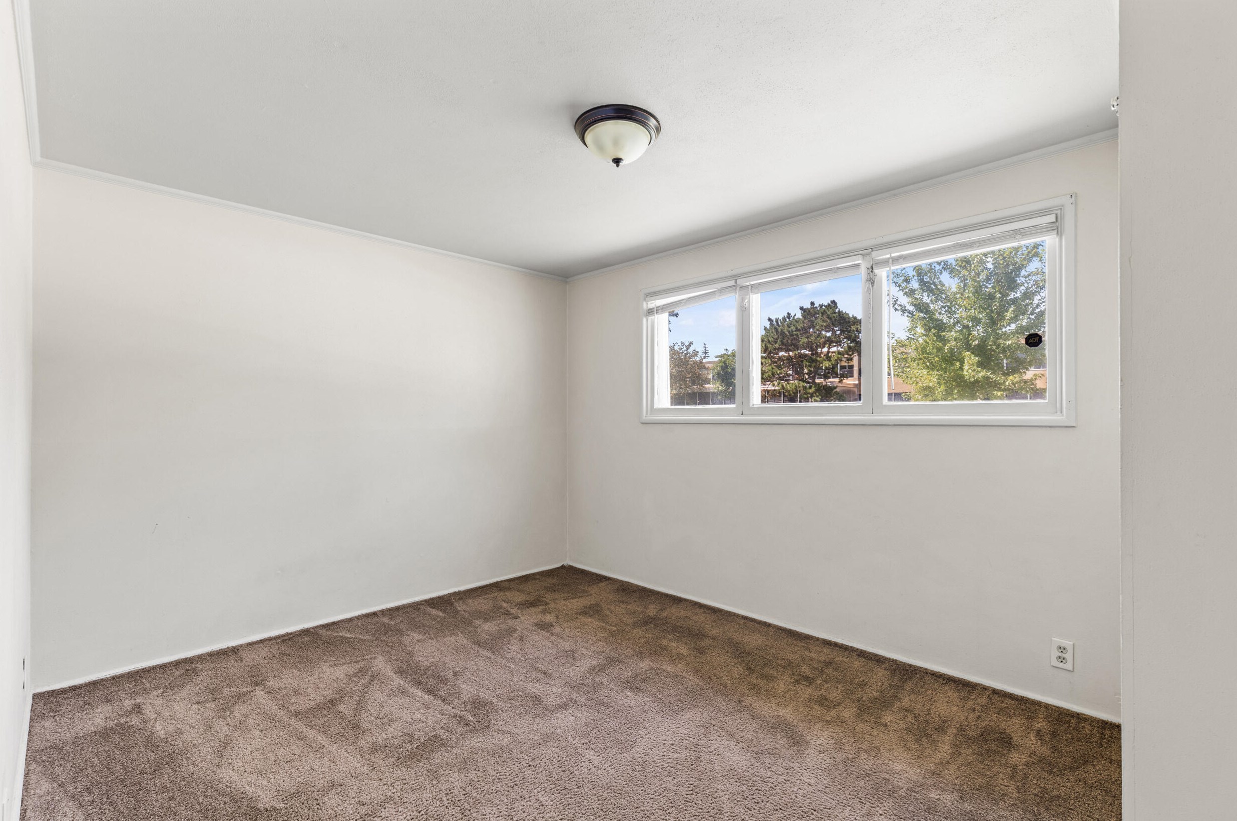 3150 84, Milwaukee WI 53222-3701 exterior