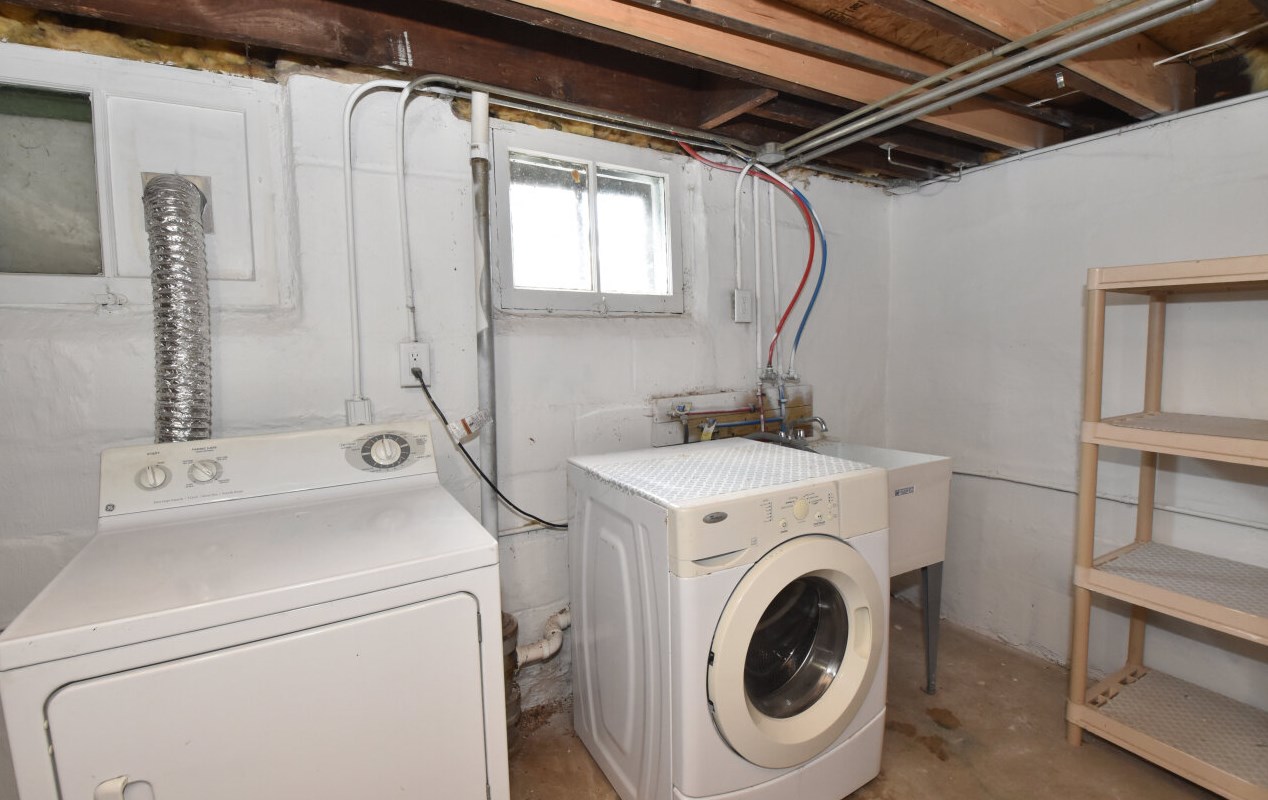 1309 49, Milwaukee WI 53208-2250 exterior