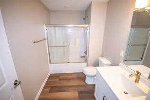 1125 Anchor Ave, West Bend, WI 53095 - Photo 11