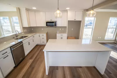 1125  Anchor Ave, West Bend, WI 53095 - Photo 3