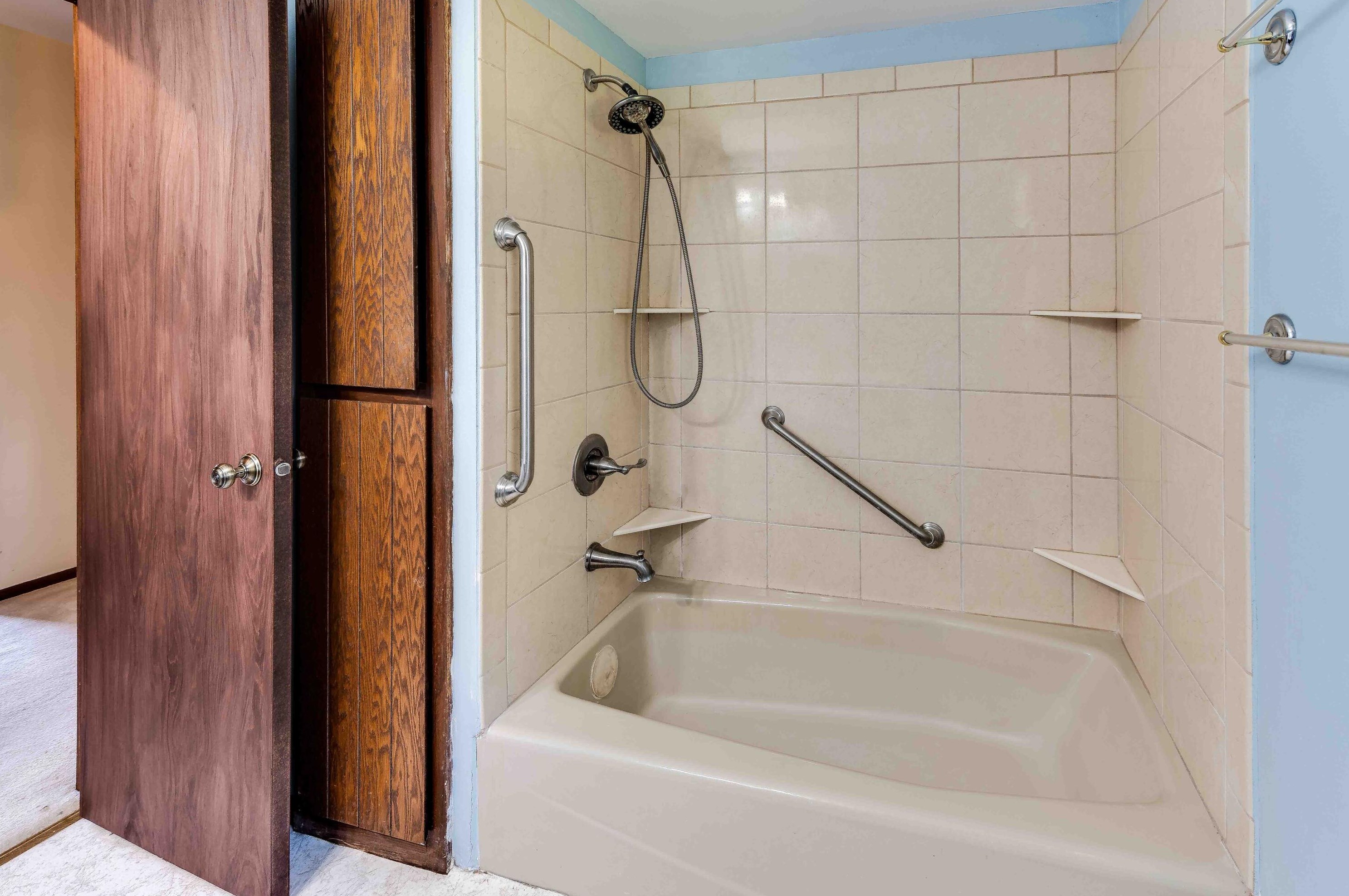 160 60 Ave, Kenosha WI 53144-7203 exterior