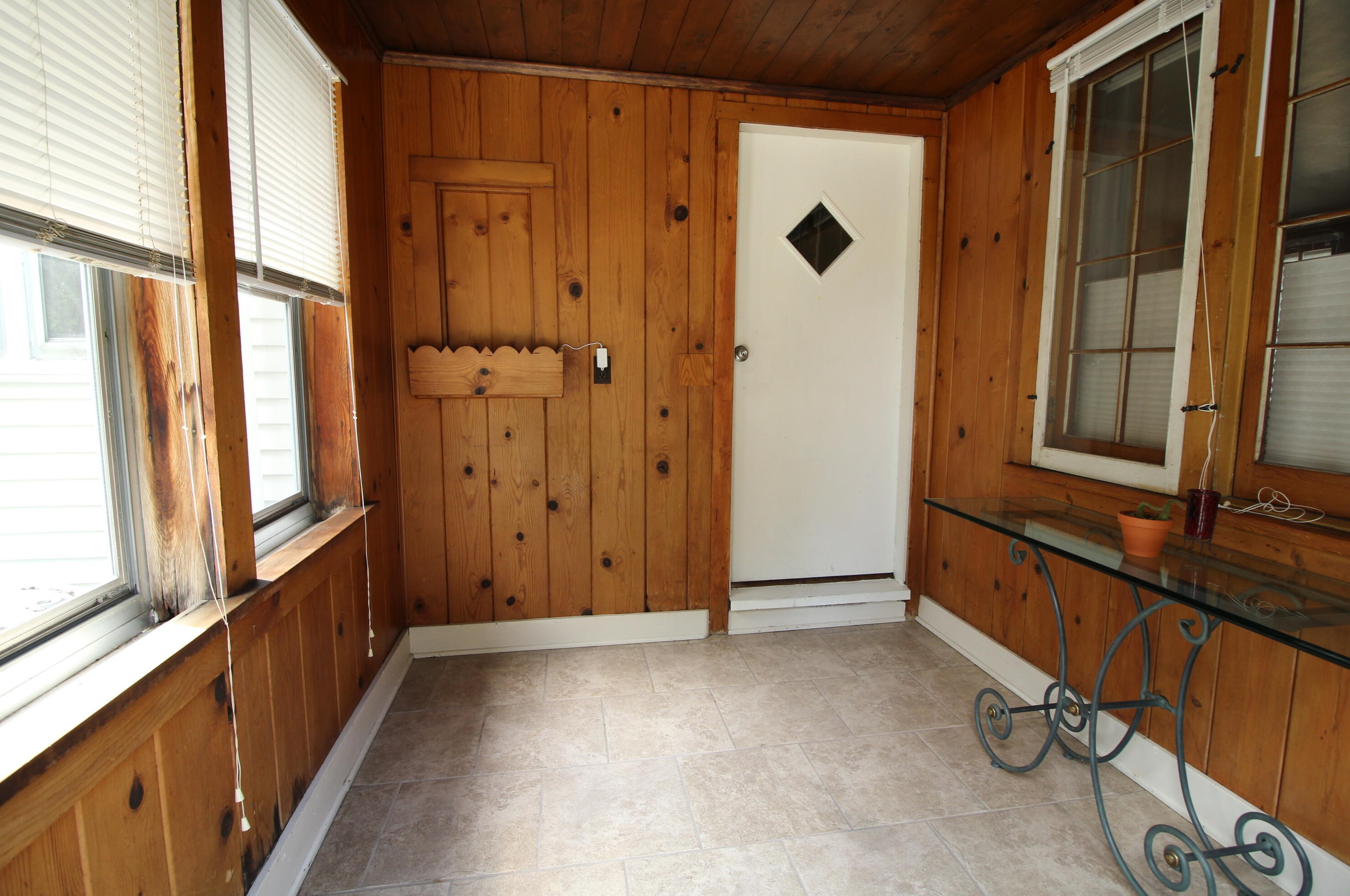 2333 60, Milwaukee WI 53219-2129 exterior