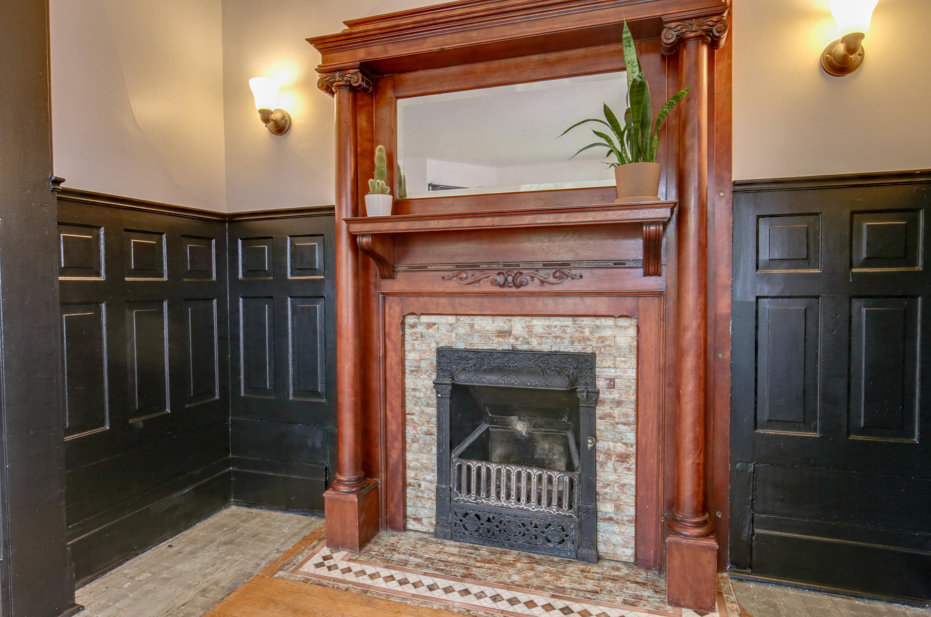 1638 Wisconsin Ave, Racine WI 53403-2770 exterior