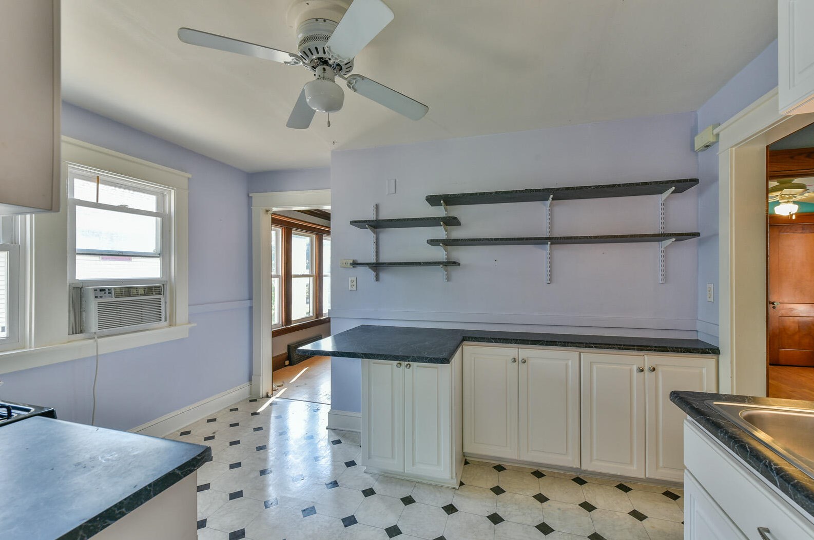 150 60, Milwaukee WI exterior