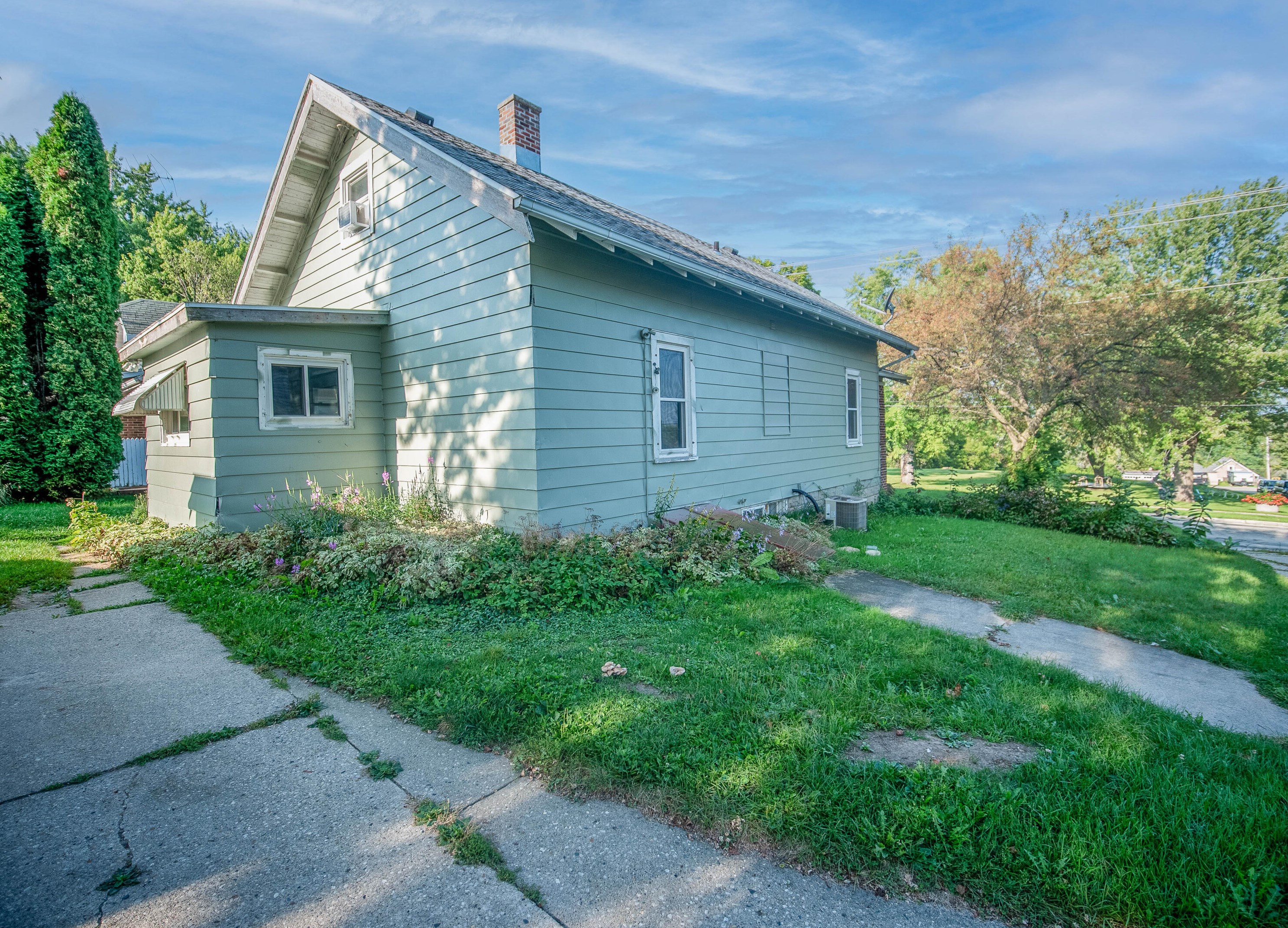 22 County Road Y, Mayville WI  53050-2200 exterior