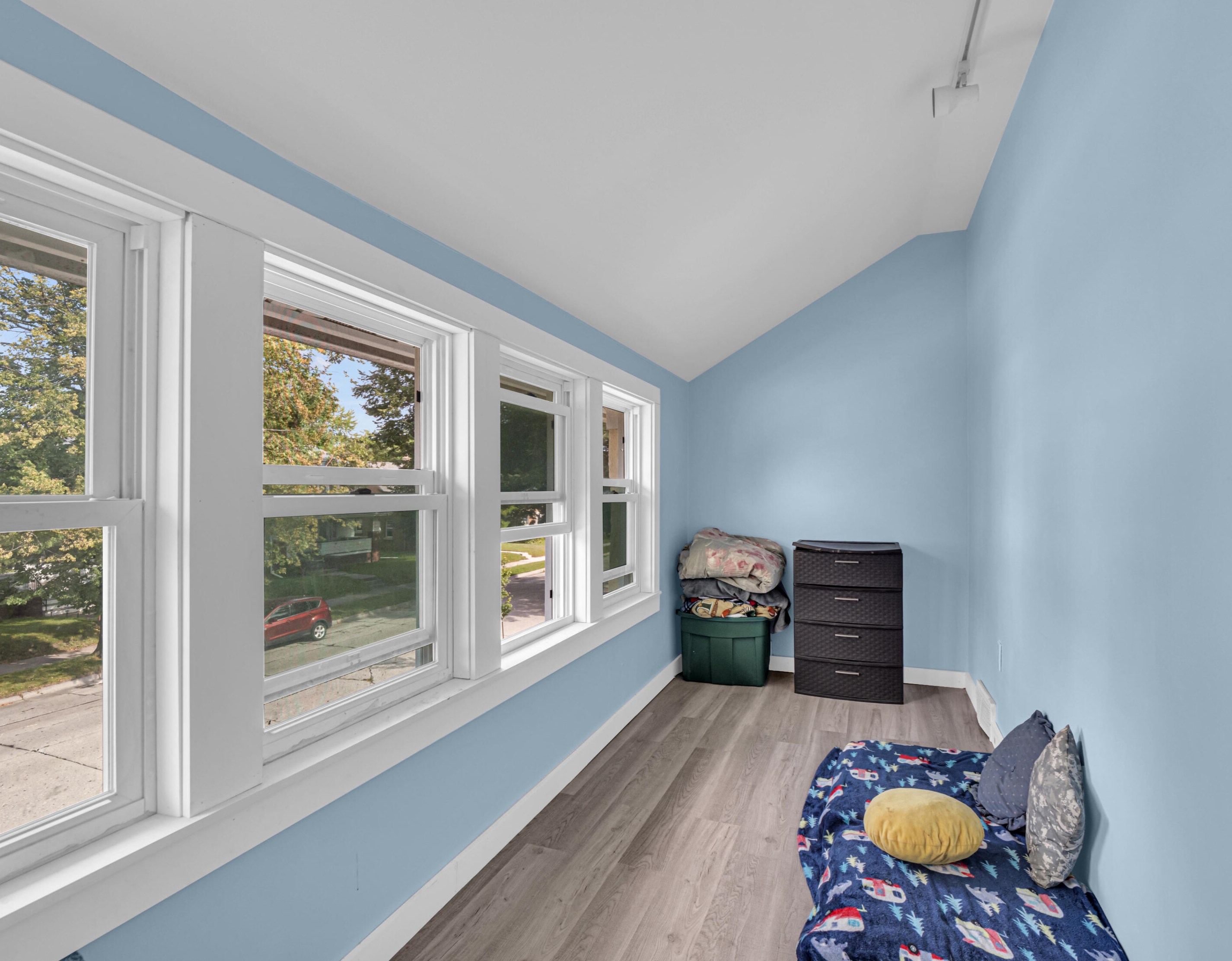 1237 Oakland Ave, Sheboygan WI  53081-5956 exterior