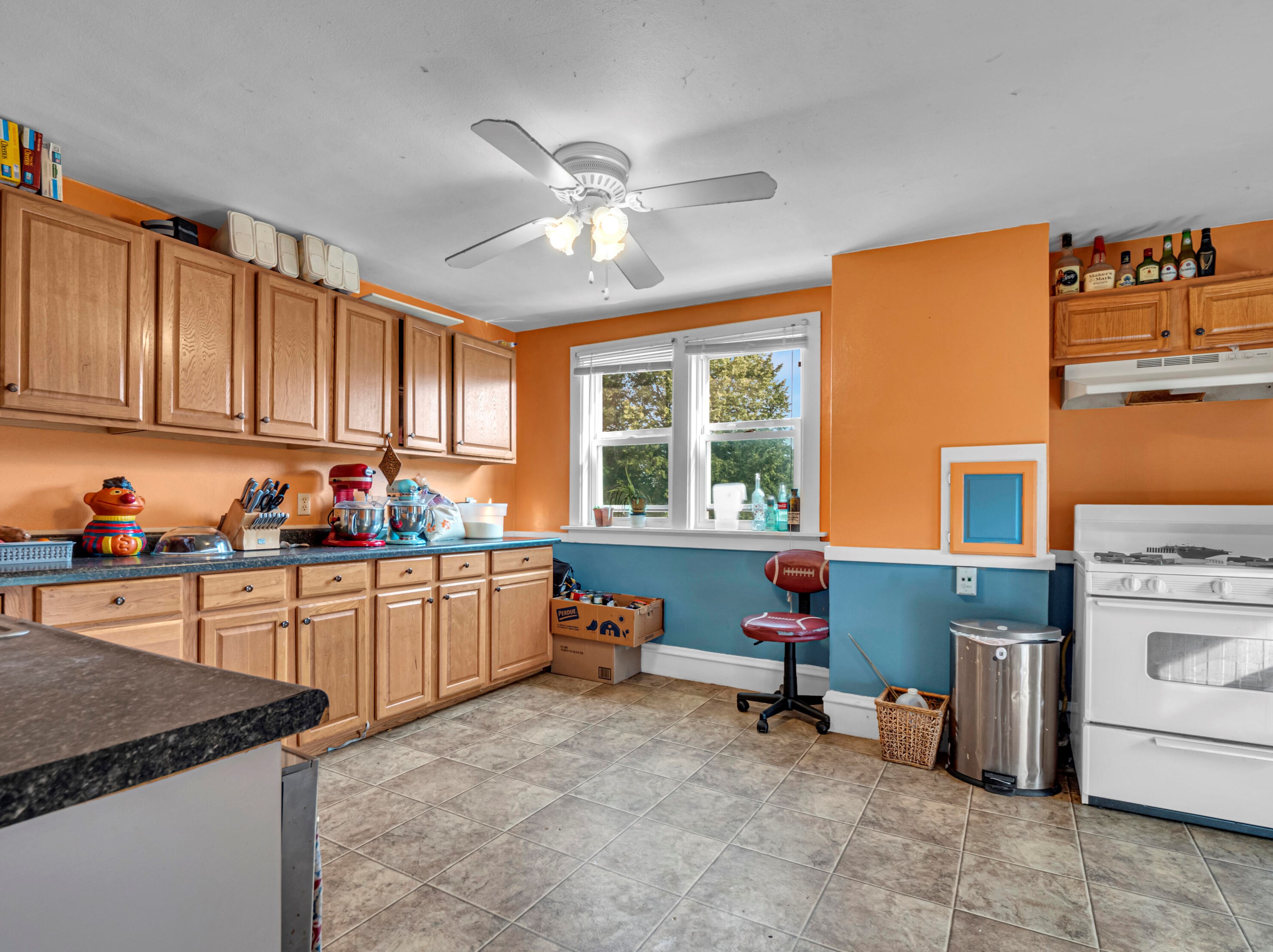 1237 Oakland Ave, Sheboygan WI  53081-5956 exterior