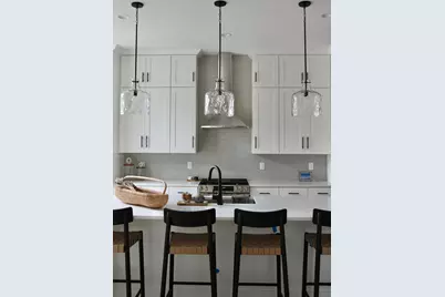 6253 W Foxtown Dr, Mequon, WI 53092 - Photo 19