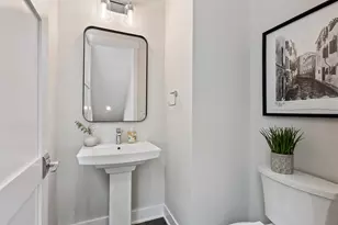 6253 W Foxtown Dr, Mequon, WI 53092 - Photo 21