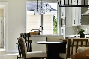 6253 W Foxtown Dr, Mequon, WI 53092 - Photo 7