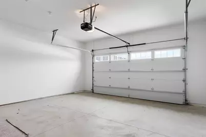 6253 W Foxtown Dr, Mequon, WI 53092 - Photo 23