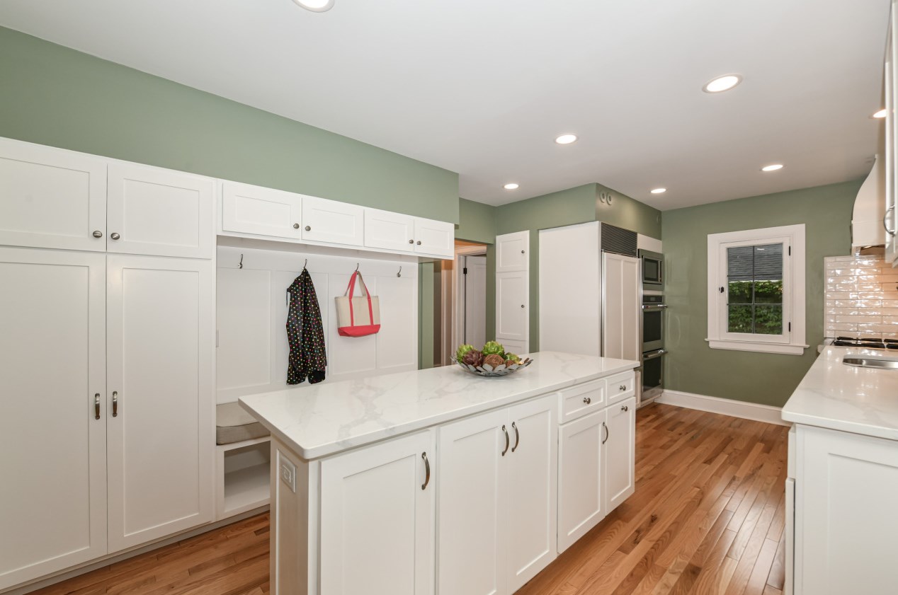 2365 91, Milwaukee WI 53226-1832 exterior