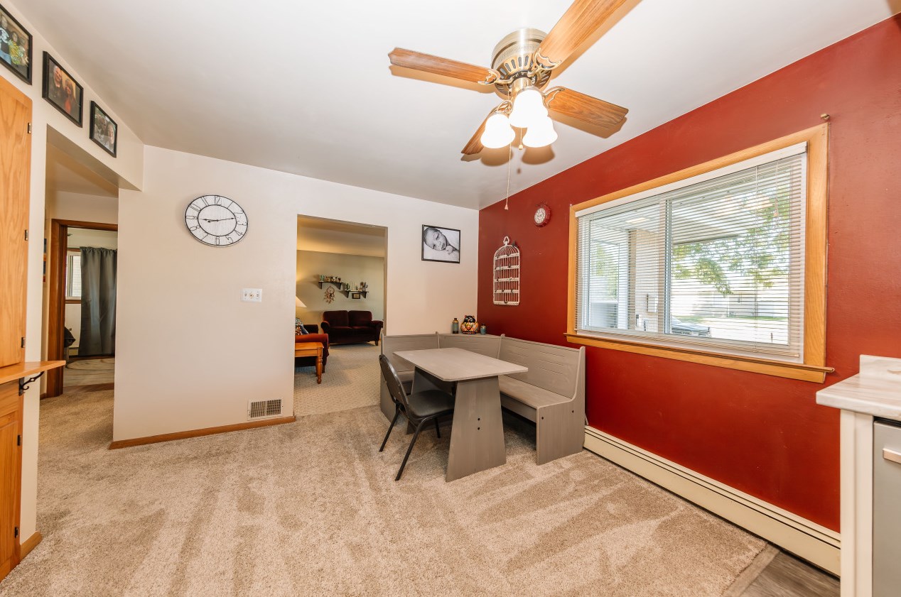 3666 77 St, Milwaukee WI 53220-1146 exterior