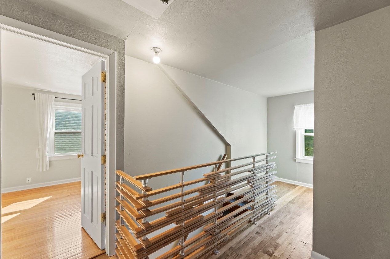 2201 Holt Ave, Milwaukee WI  53207-3141 exterior