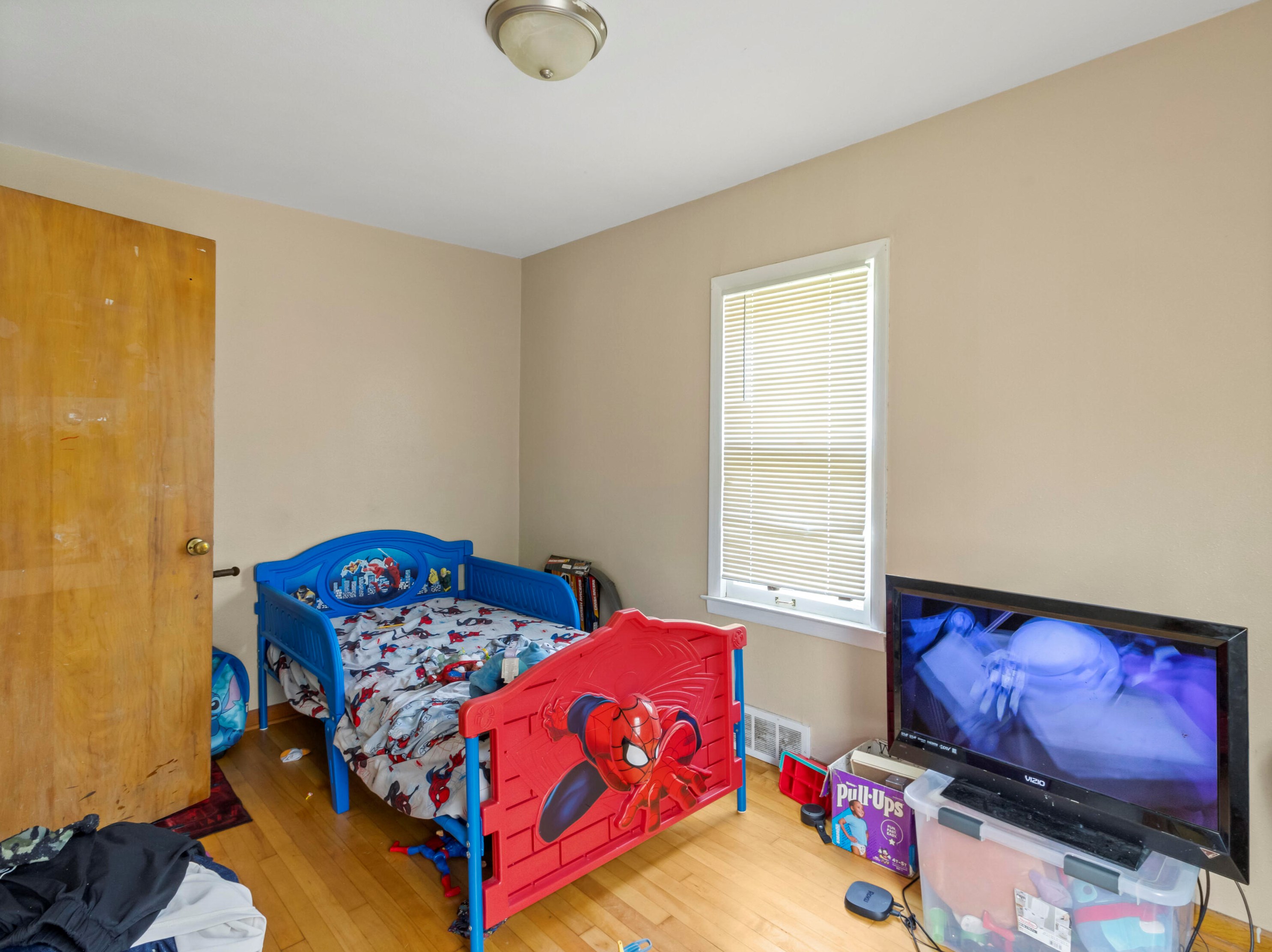 5069 60th St, Milwaukee WI  53220-4619 exterior