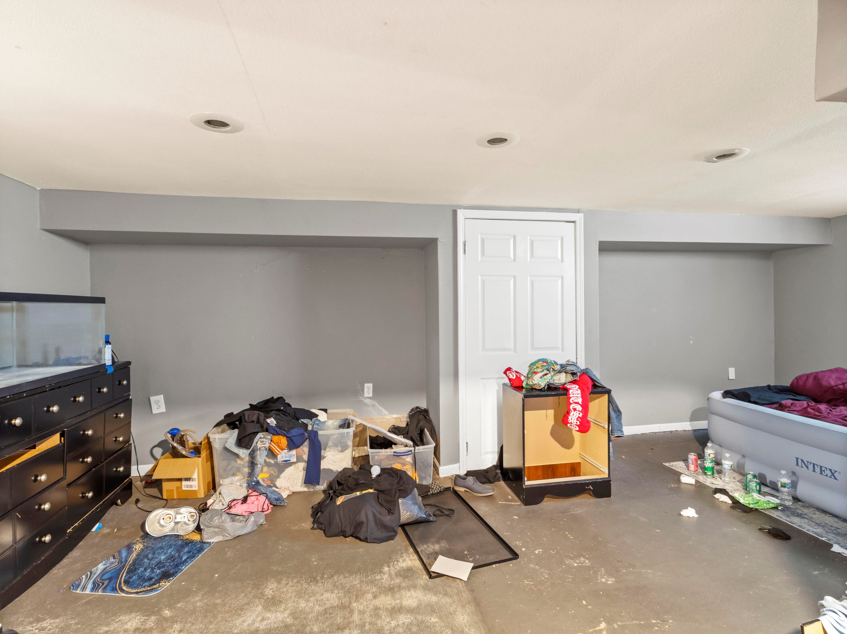 5069 60th St, Milwaukee WI  53220-4619 exterior