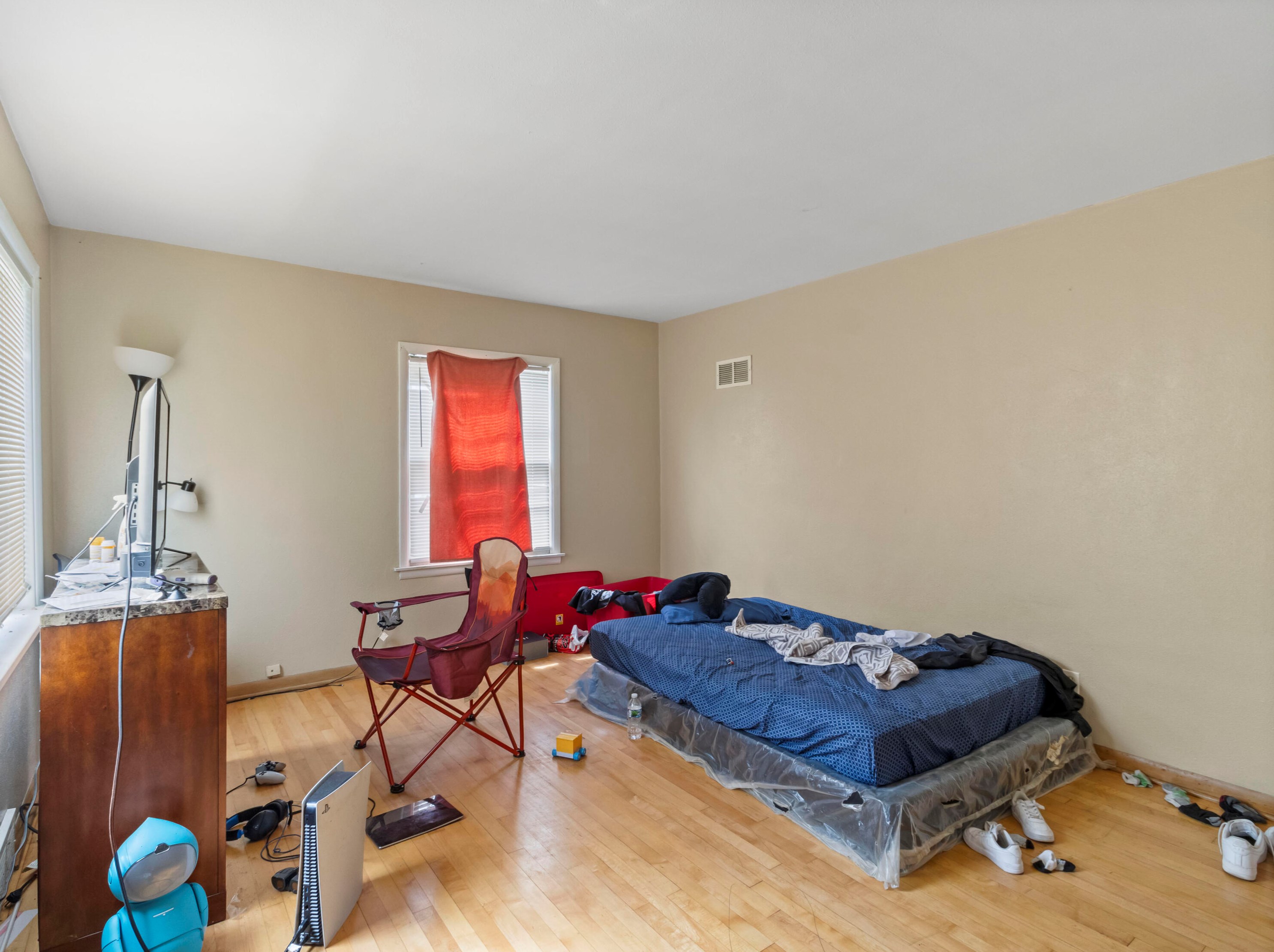 5069 60th St, Milwaukee WI  53220-4619 exterior