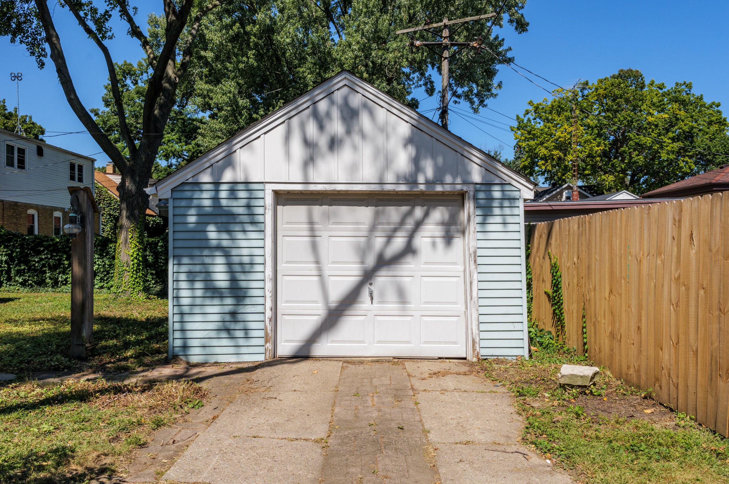 6425 40 Ave, Kenosha WI 53142-7053 exterior